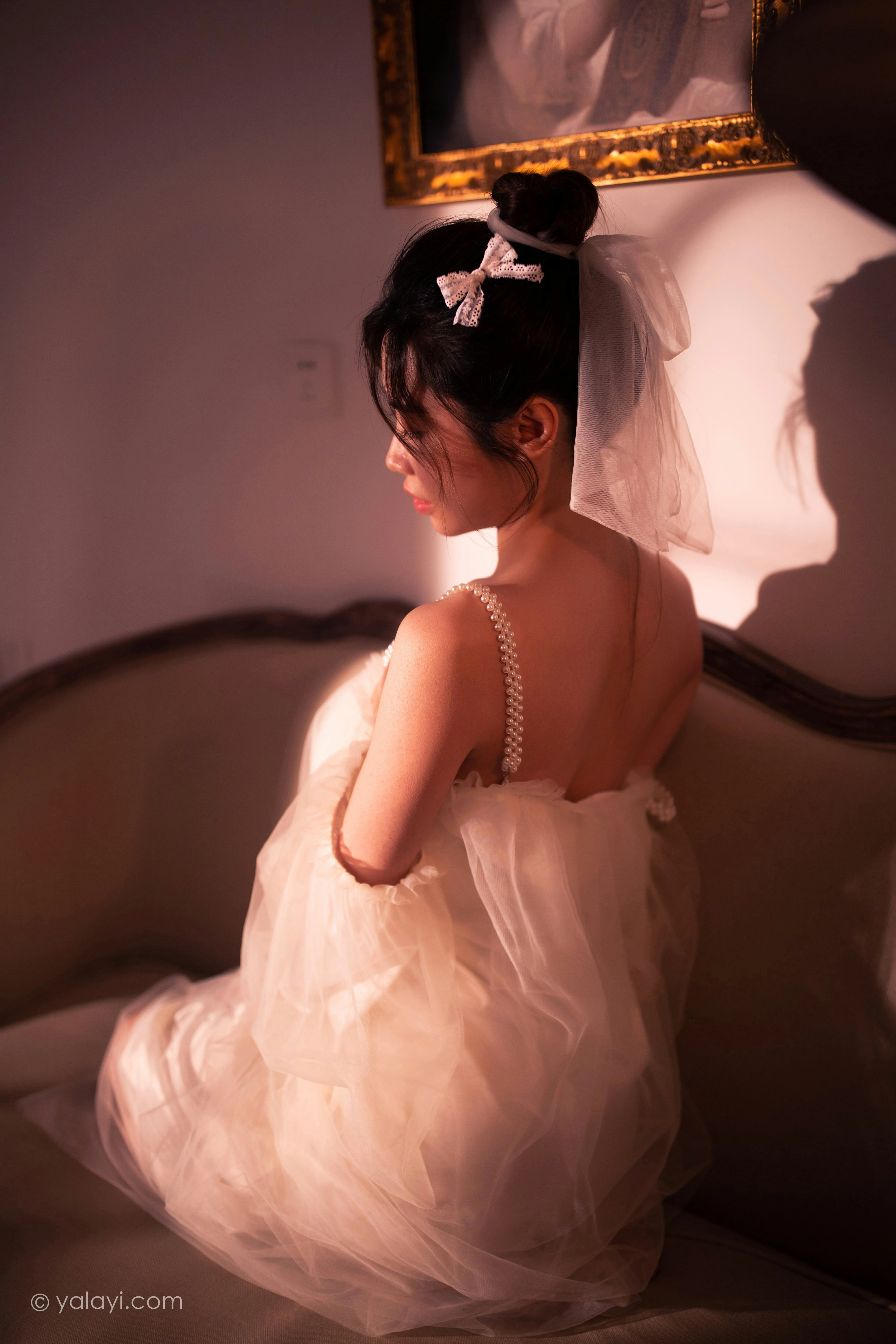 [YALAYI雅拉伊]NO.858 等待我的人 香草 白色透视吊带连衣裙居家性感写真集第9张