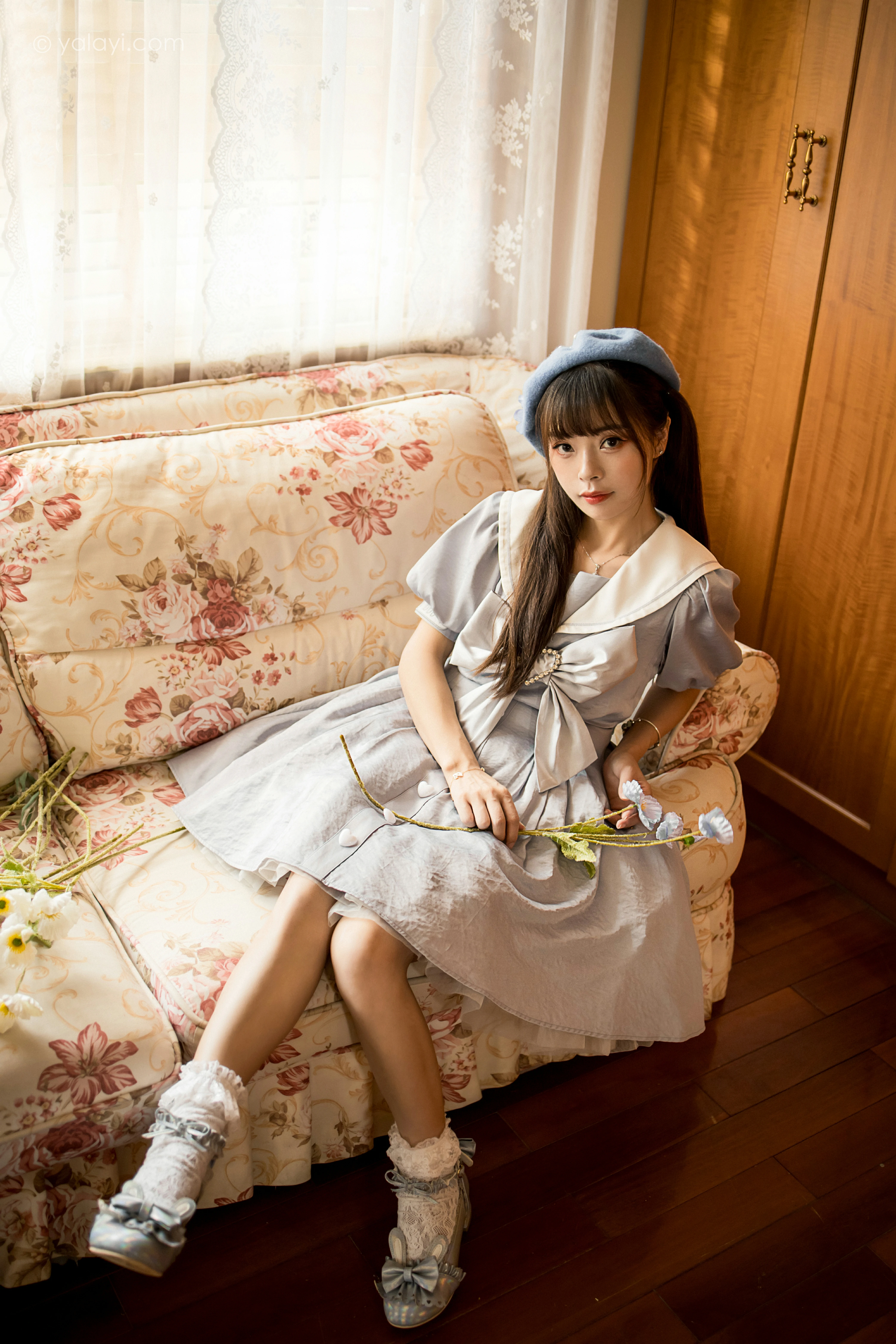 [YALAYI雅拉伊]NO.859 JK水手制服 程小蝶 灰色连身制服居家清纯写真集第8张