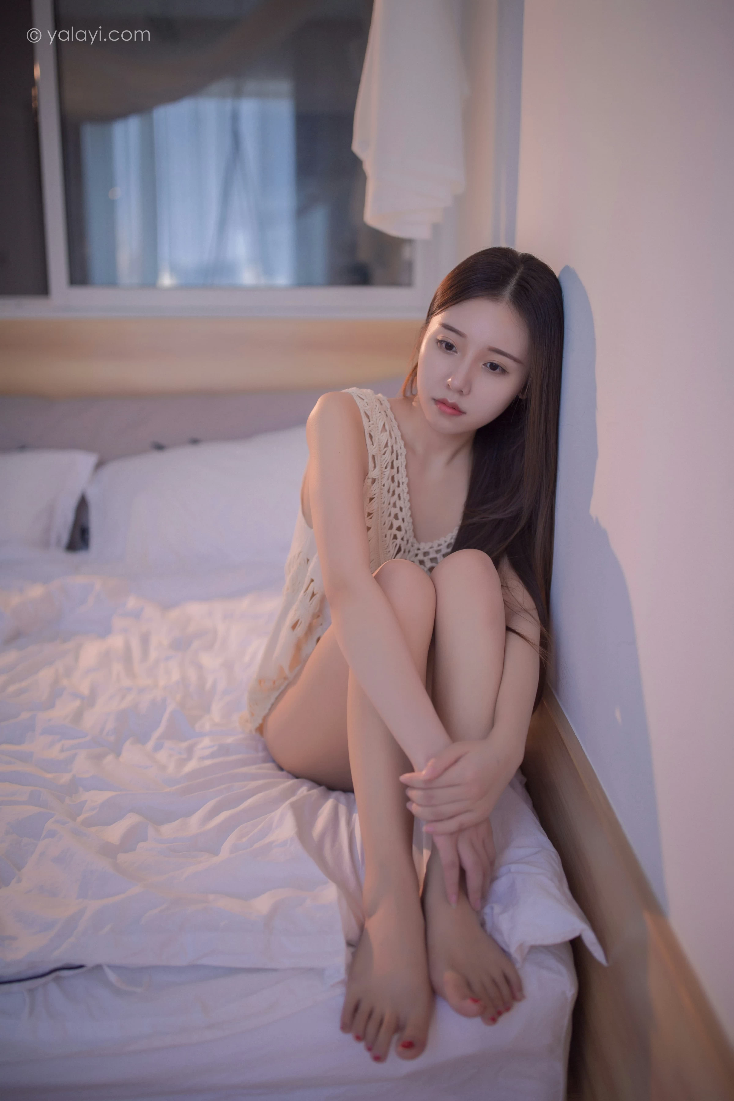 [YALAYI雅拉伊]NO.720 《温柔》 秦语 粉色镂空睡衣性感私房写真集第14张