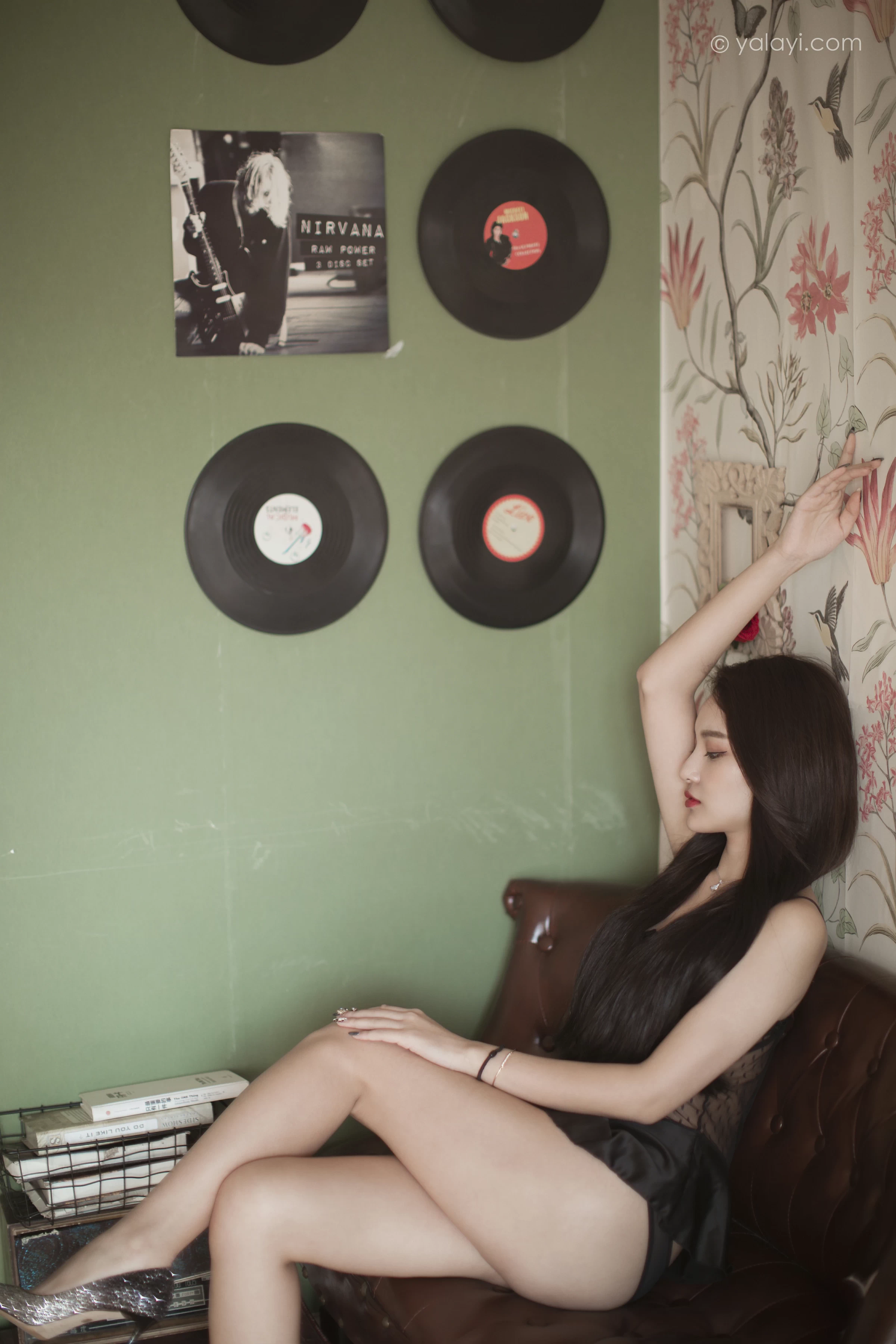 [YALAYI雅拉伊]NO.721 《面纱》 刘子炀 黑色透视情趣连体内衣性感私房写真集第14张