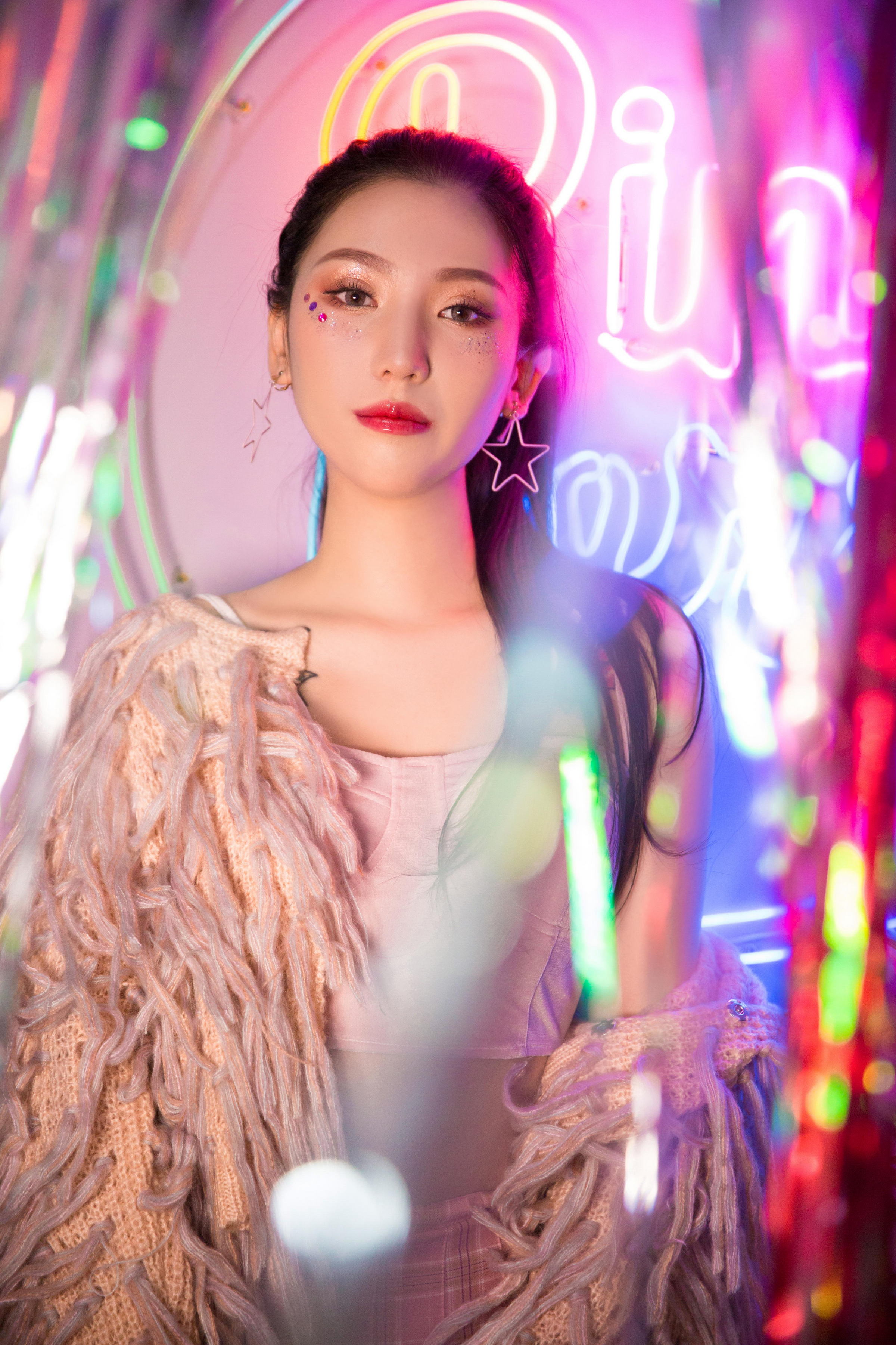 [YALAYI雅拉伊]2022.09.07 热辣辣 和服美女 镂空外套与粉色短裙加粉色内衣性感私房写真集第7张