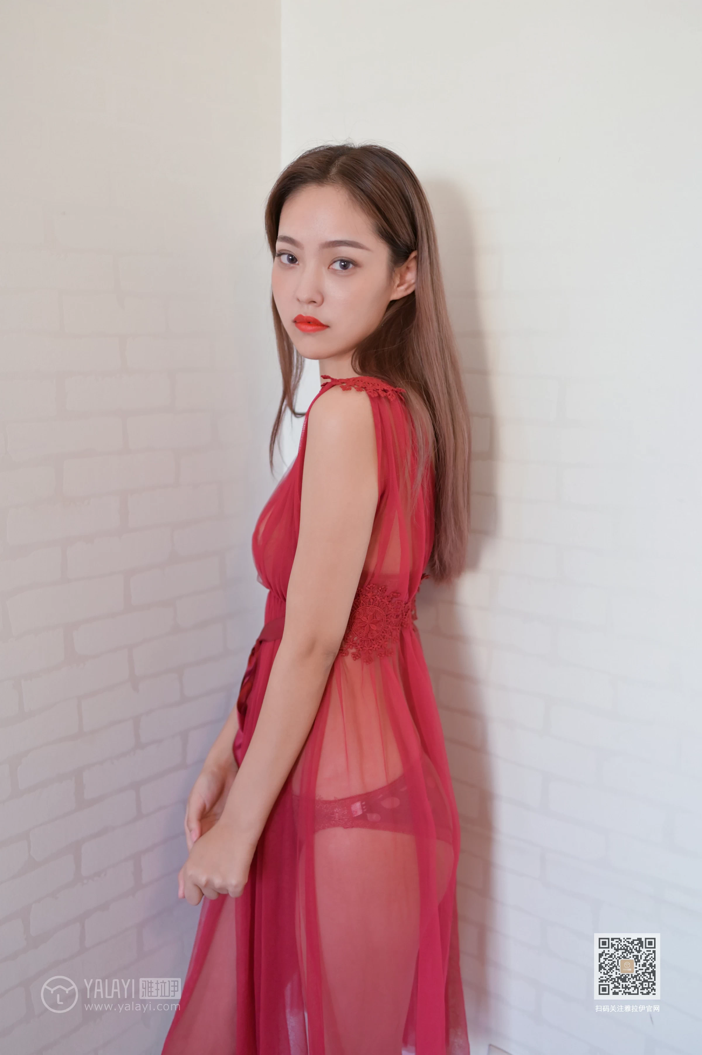 [YALAYI雅拉伊]Vol.446 红拂女 出尘 白色透视情趣连衣裙居家性感私房写真集第11张