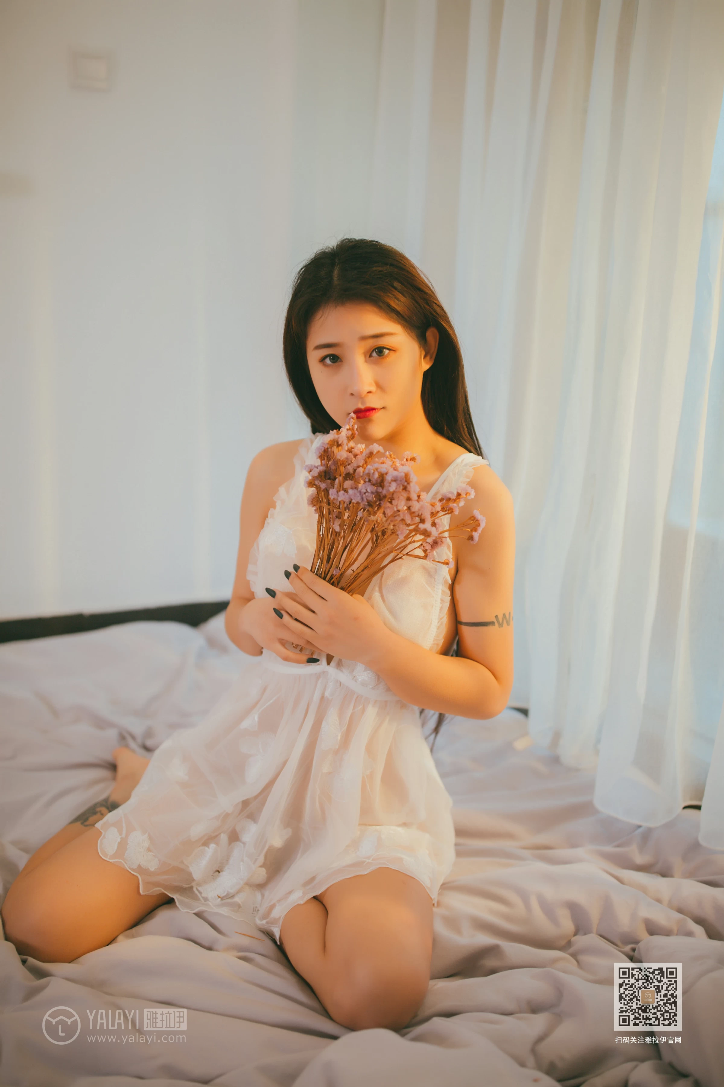 [YALAYI雅拉伊]Vol.536 吹弹可破 素素 白色透视情趣内衣裙性感私房写真集第11张