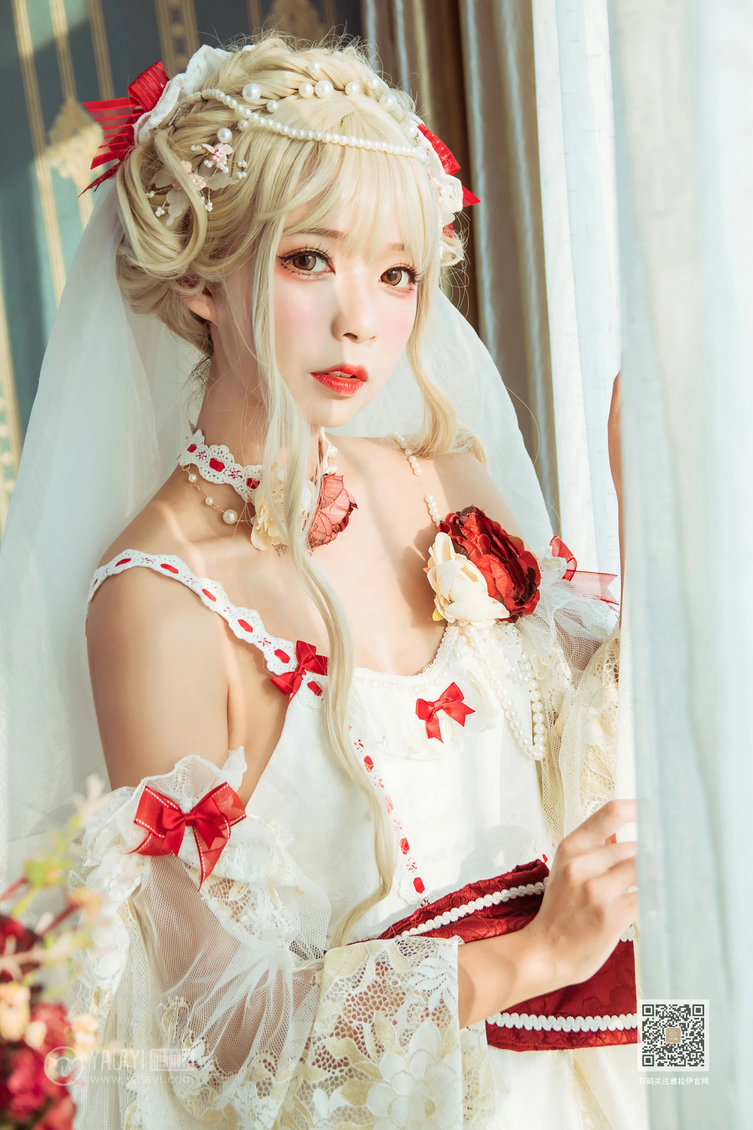 [YALAYI雅拉伊]Vol.521 梦幻洛丽塔 阿禾 白色情趣吊带连衣裙性感私房写真集第2张