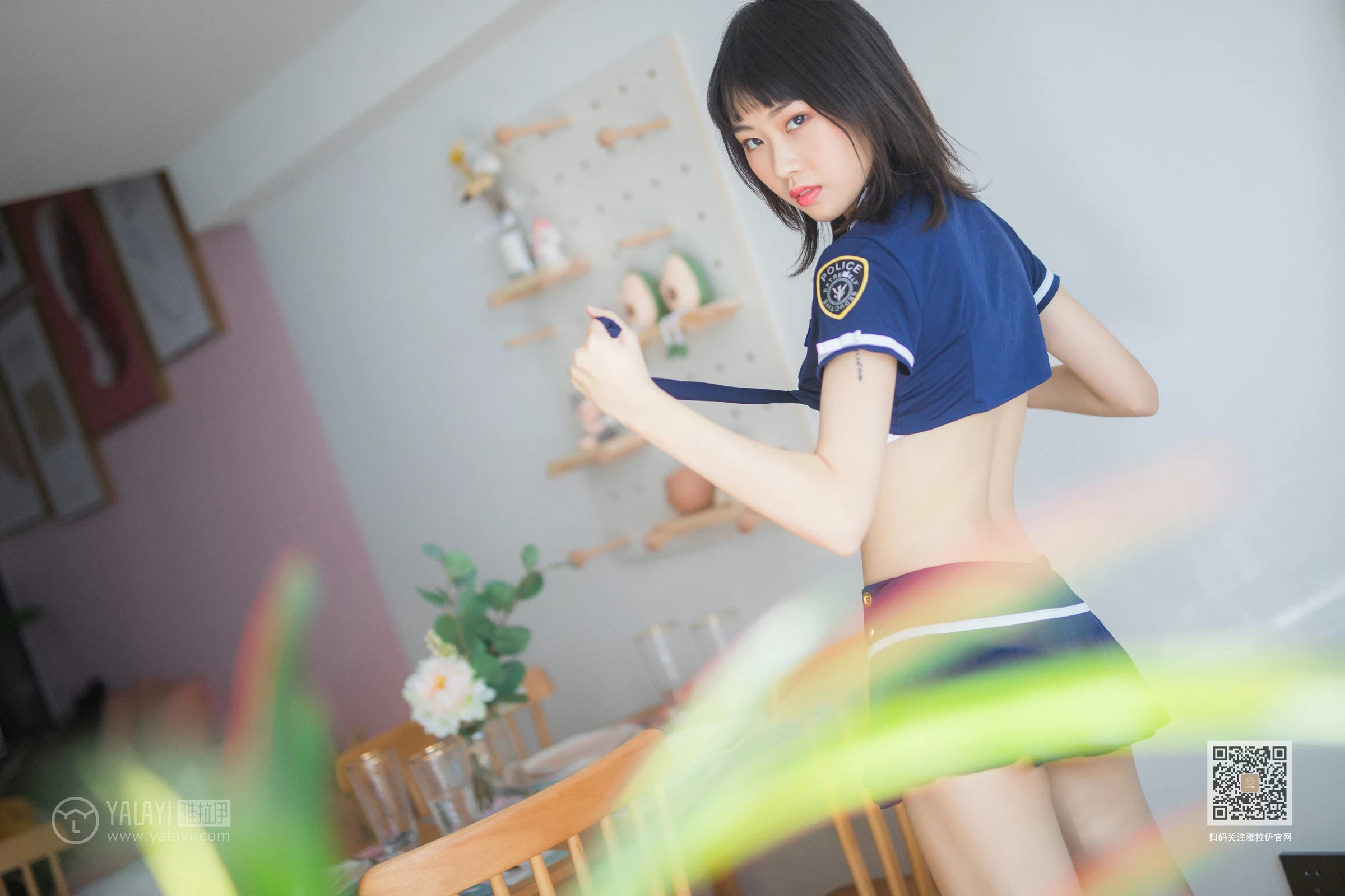 [YALAYI雅拉伊]Vol.544 雷霆警花 粉粉 蓝色情趣制服加短裙性感私房写真集第10张