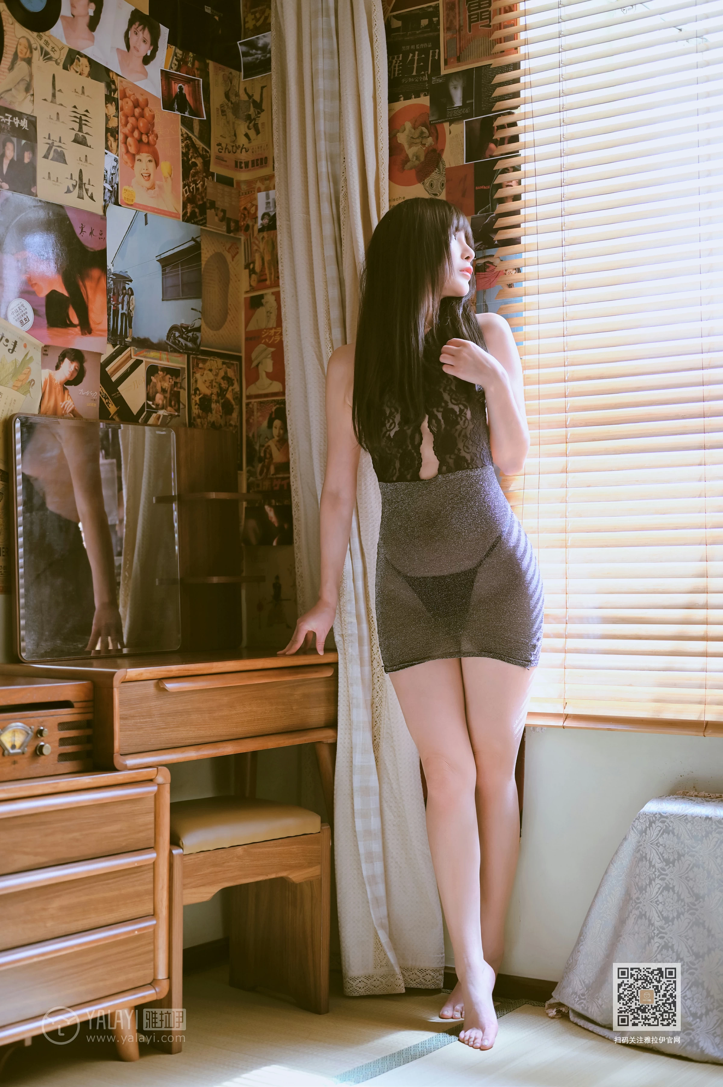 [YALAYI雅拉伊]Vol.595 婀娜 斯雯 灰色紧身透视连衣裙性感私房写真集第5张