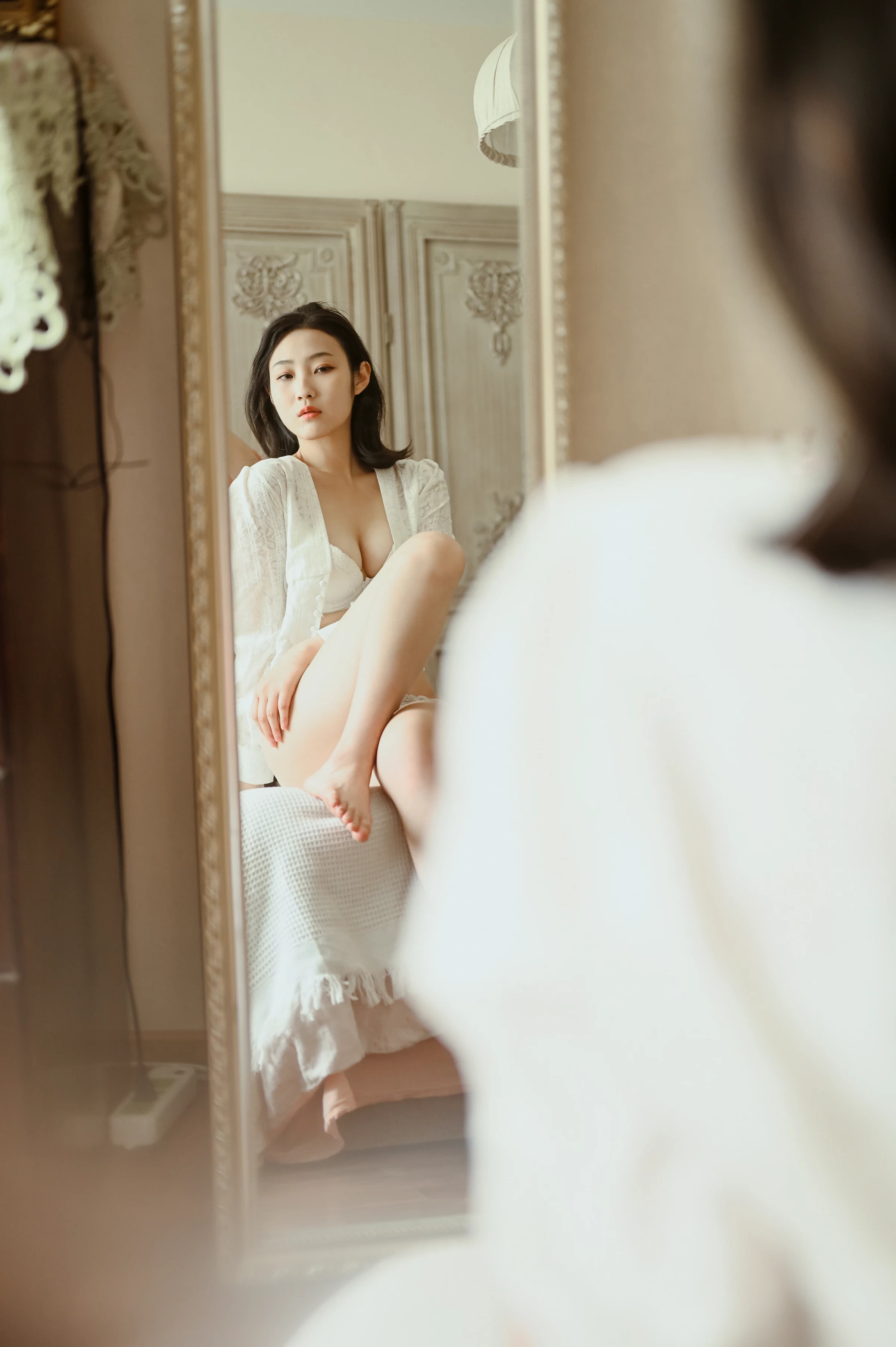 [YALAYI雅拉伊]NO.615 《闺中处子》 沈伊 白色透视镂空衬衫加内衣性感私房写真集第10张