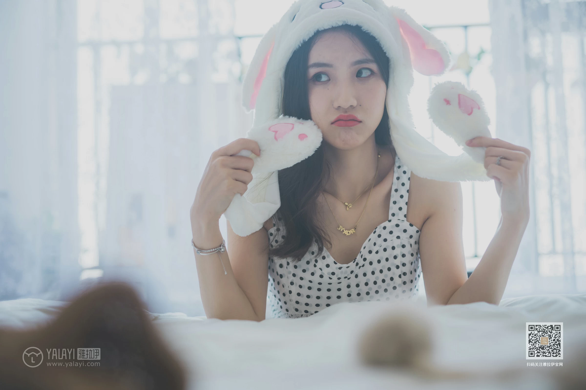 [YALAYI雅拉伊]NO.632 《淘气女友》 尹梦 白色小背心加斑点短裙清纯可爱私房写真集第12张