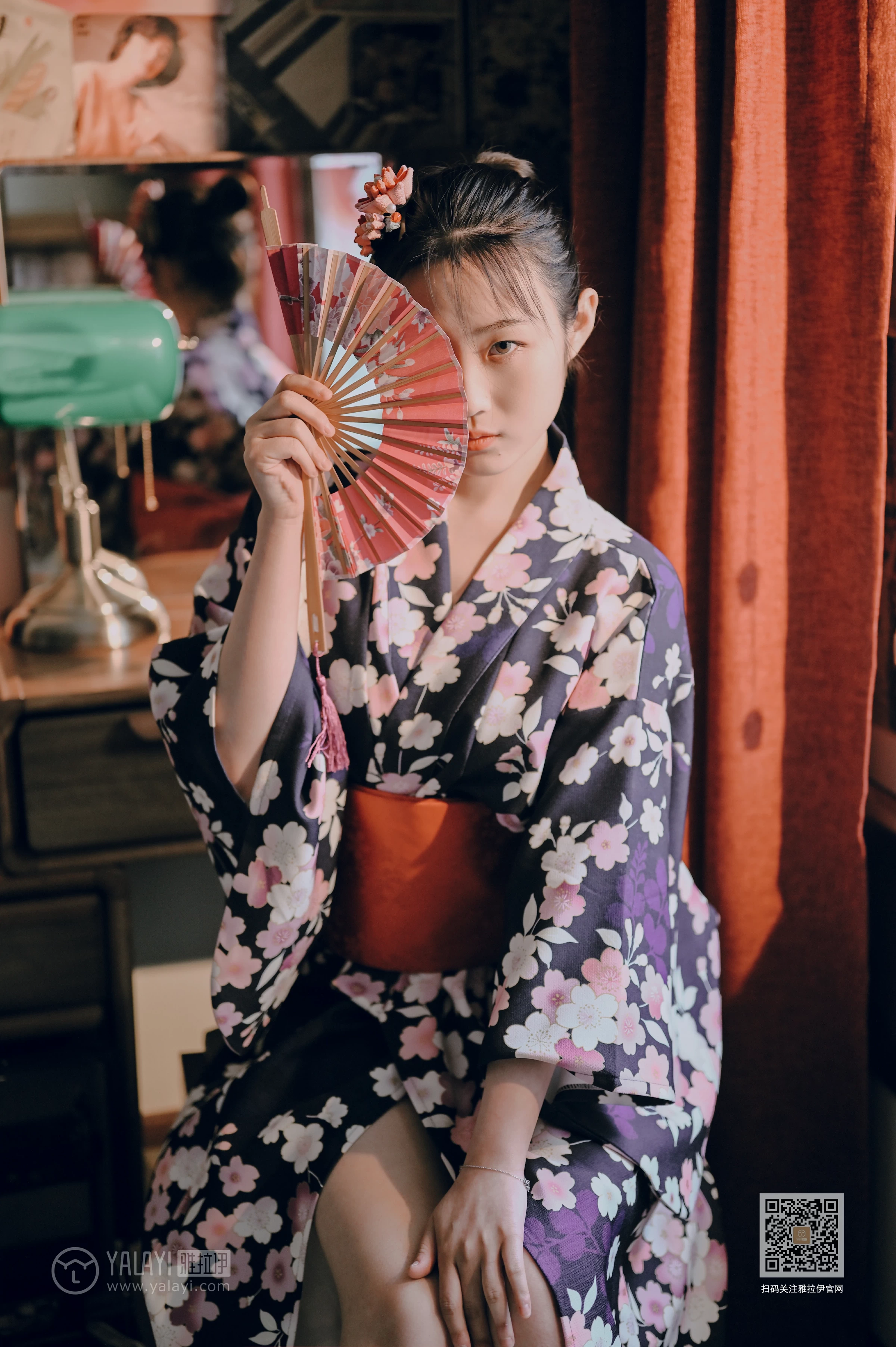 [YALAYI雅拉伊]NO.635 《和服少女》 沈伊 黑色和服加白色蕾丝内衣性感私房写真集第2张