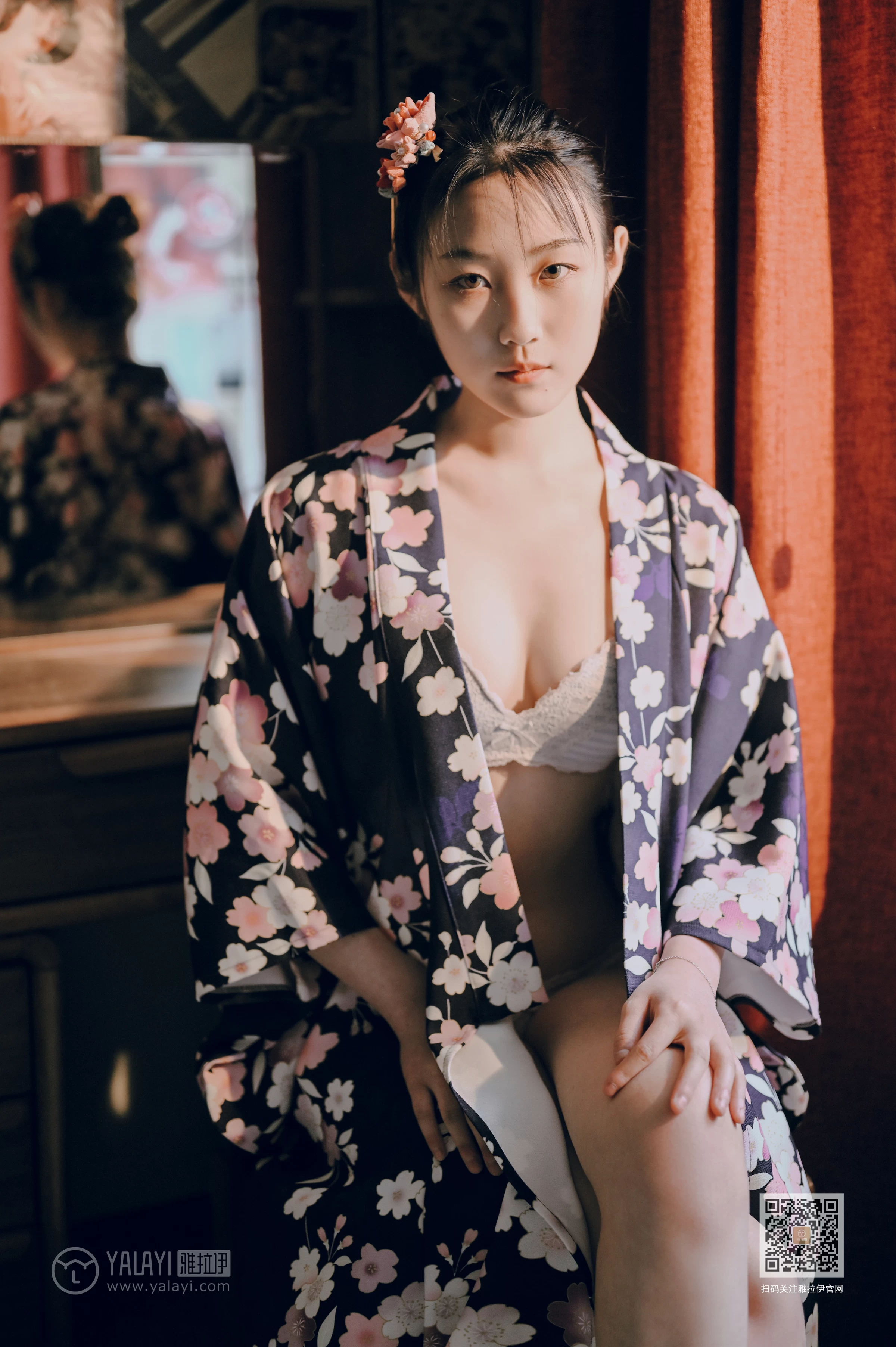 [YALAYI雅拉伊]NO.635 《和服少女》 沈伊 黑色和服加白色蕾丝内衣性感私房写真集第6张