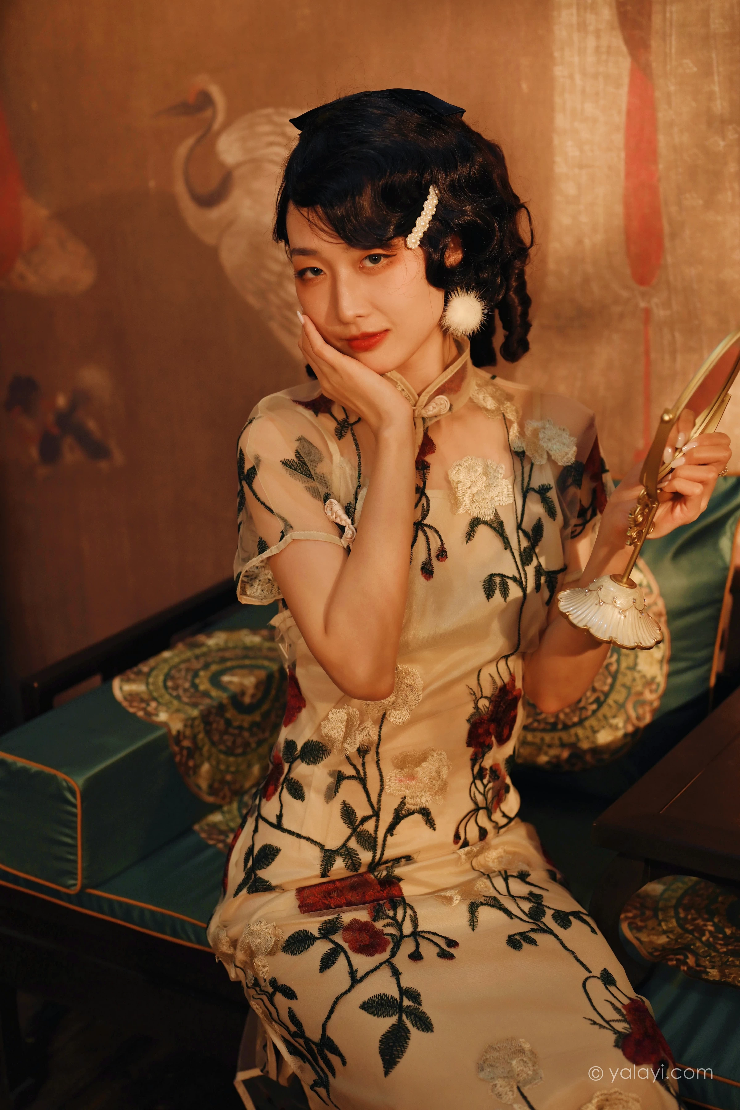 [YALAYI雅拉伊]2022.01.25 我在那里等你 佳佳 白色透视旗袍民国风写真集第7张