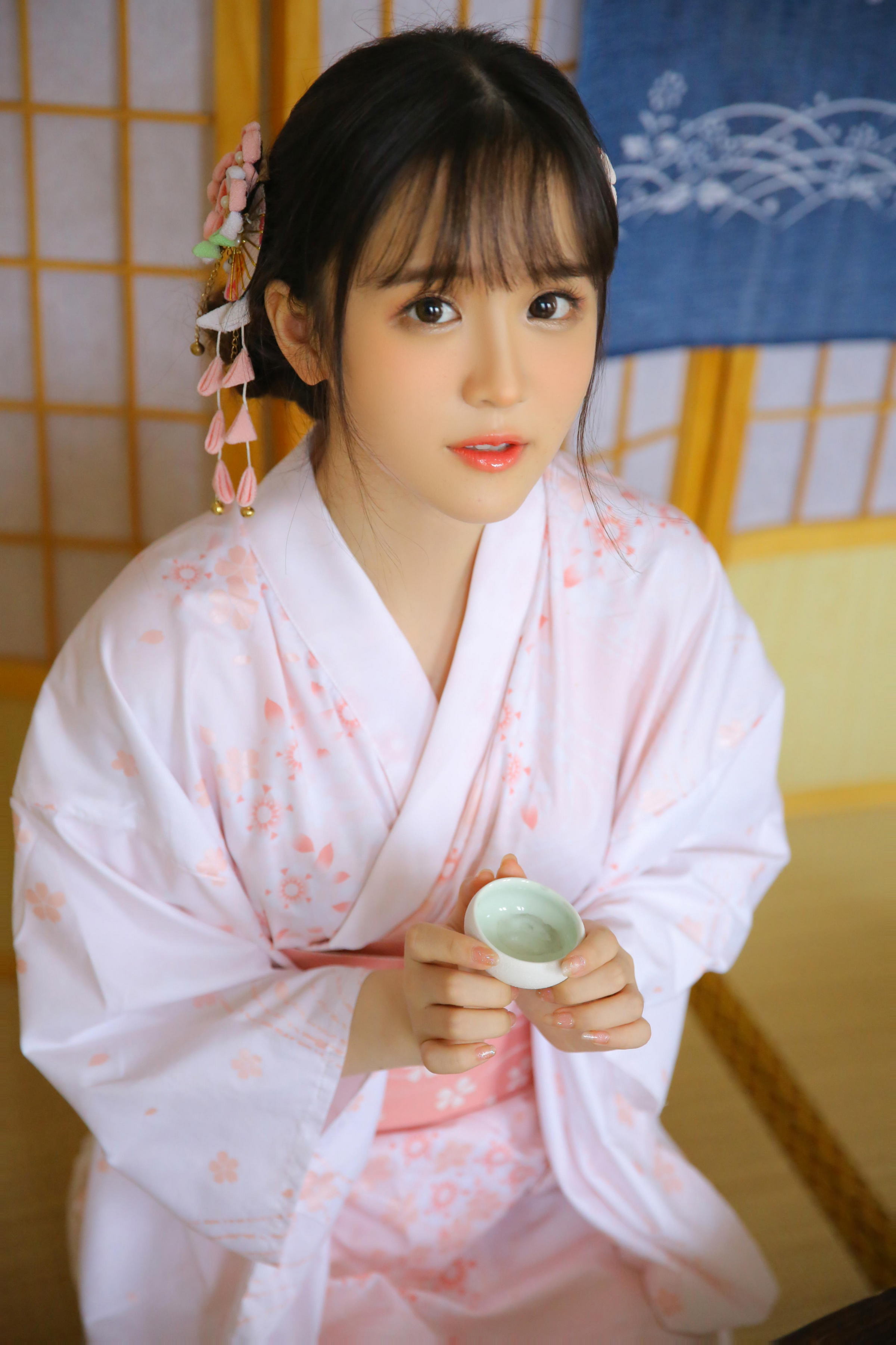 [YALAYI雅拉伊]2022.05.05 尽情可爱 甜美少女 JK水手制服与粉色和服清纯写真集第7张