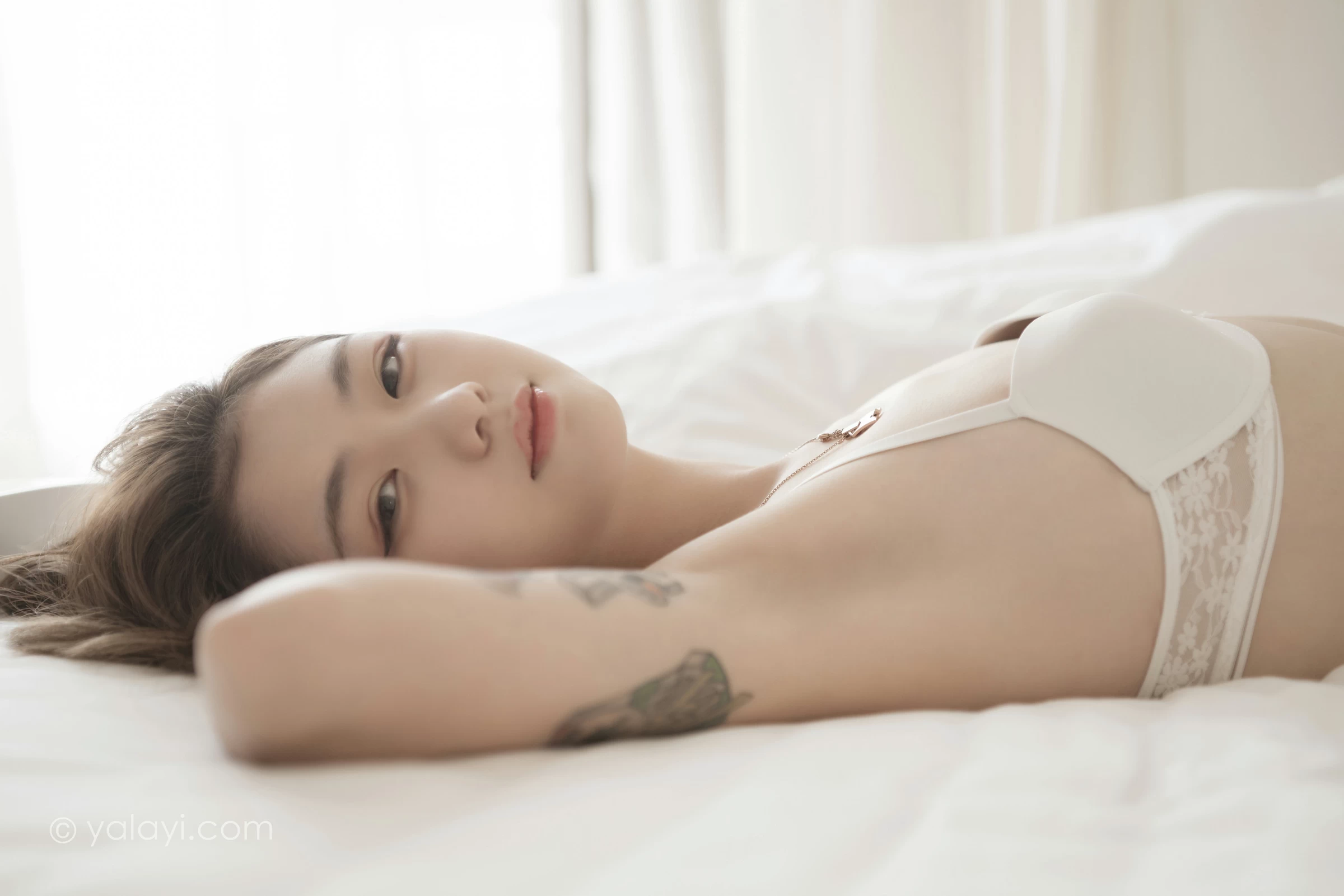 [YALAYI雅拉伊]NO.705 《洁白的少女呀》 鸭鸭 白色性感内衣私房写真集第8张