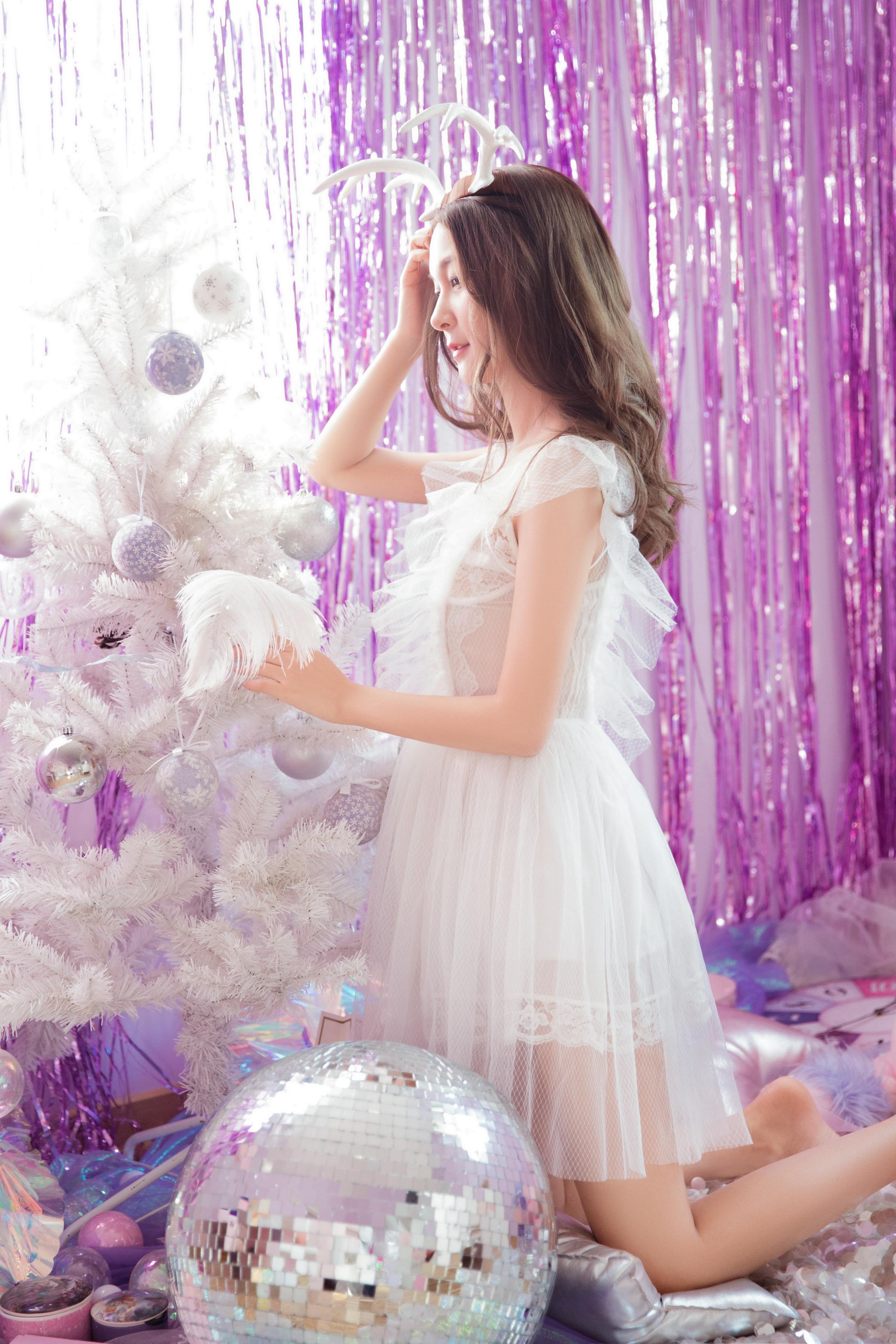 [YALAYI雅拉伊]2022.08.02 天上仙子 白色透视公主裙加白色塑身内衣性感私房写真集第8张