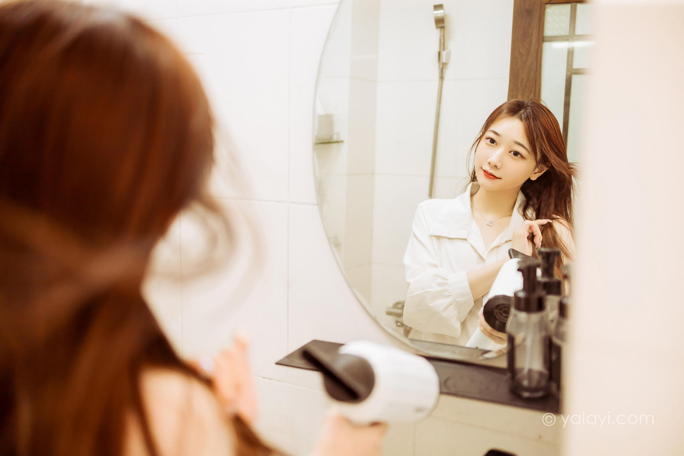 [YALAYI雅拉伊]2022.04.15 珍惜每一天 夜夜 白色男友式衬衫居家性感私房写真集第10张