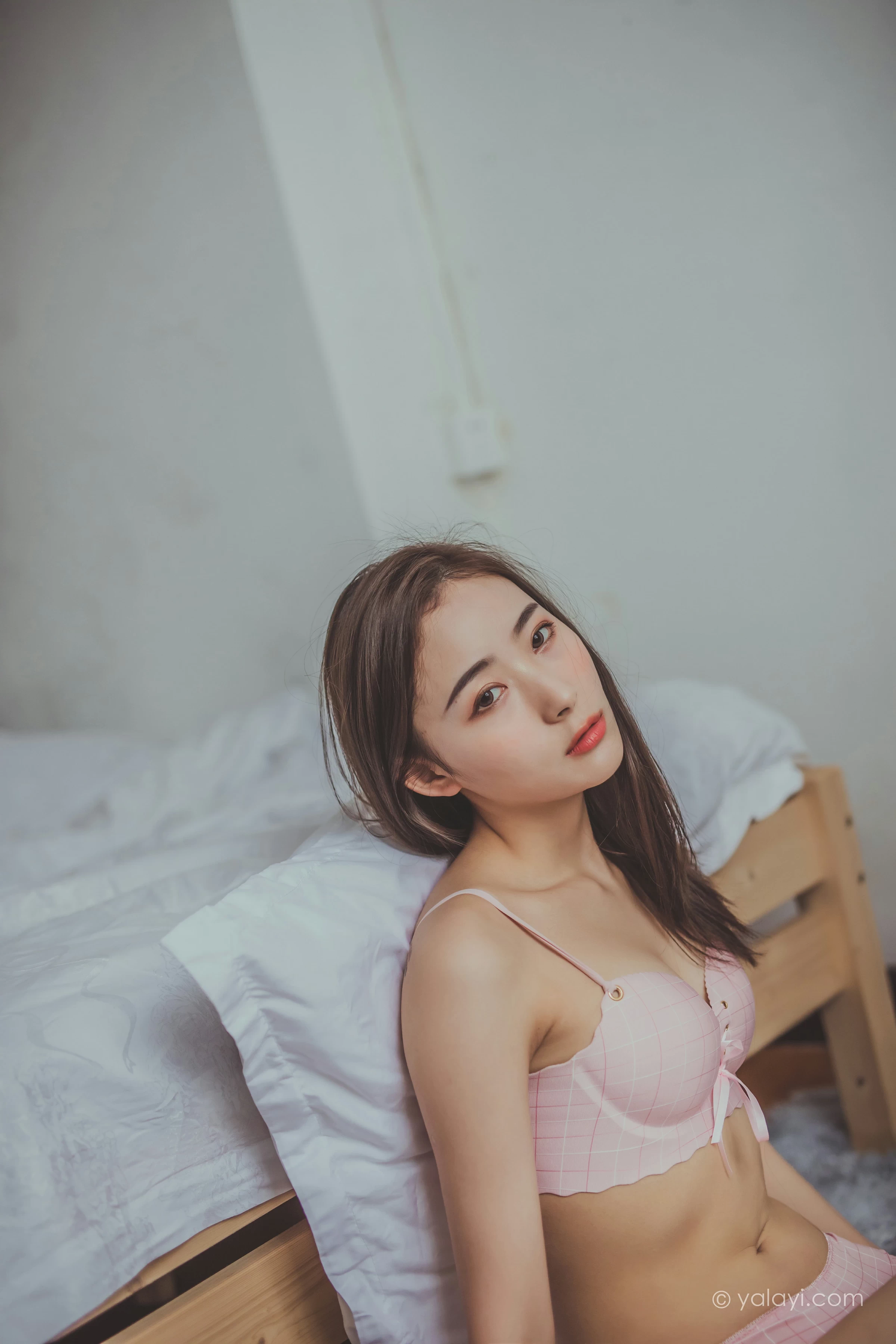 [YALAYI雅拉伊]NO.664 《相濡以沫》 海棠 粉色内衣性感私房写真集第12张