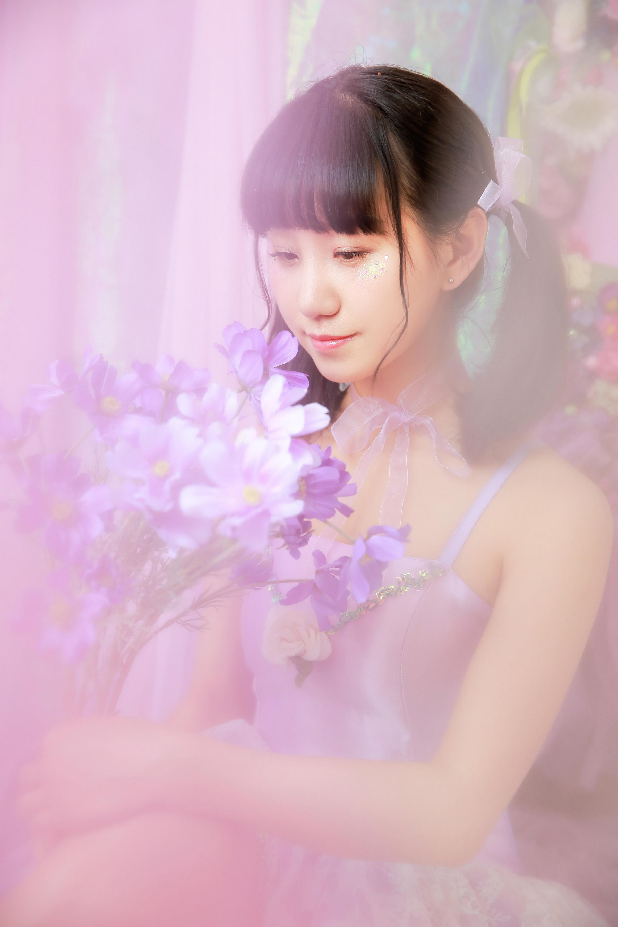 [YALAYI雅拉伊]2022.06.28 青春时光 阳光少女 白色短裤加小背心与粉色吊带蕾丝舞蹈裙清纯写真集第6张