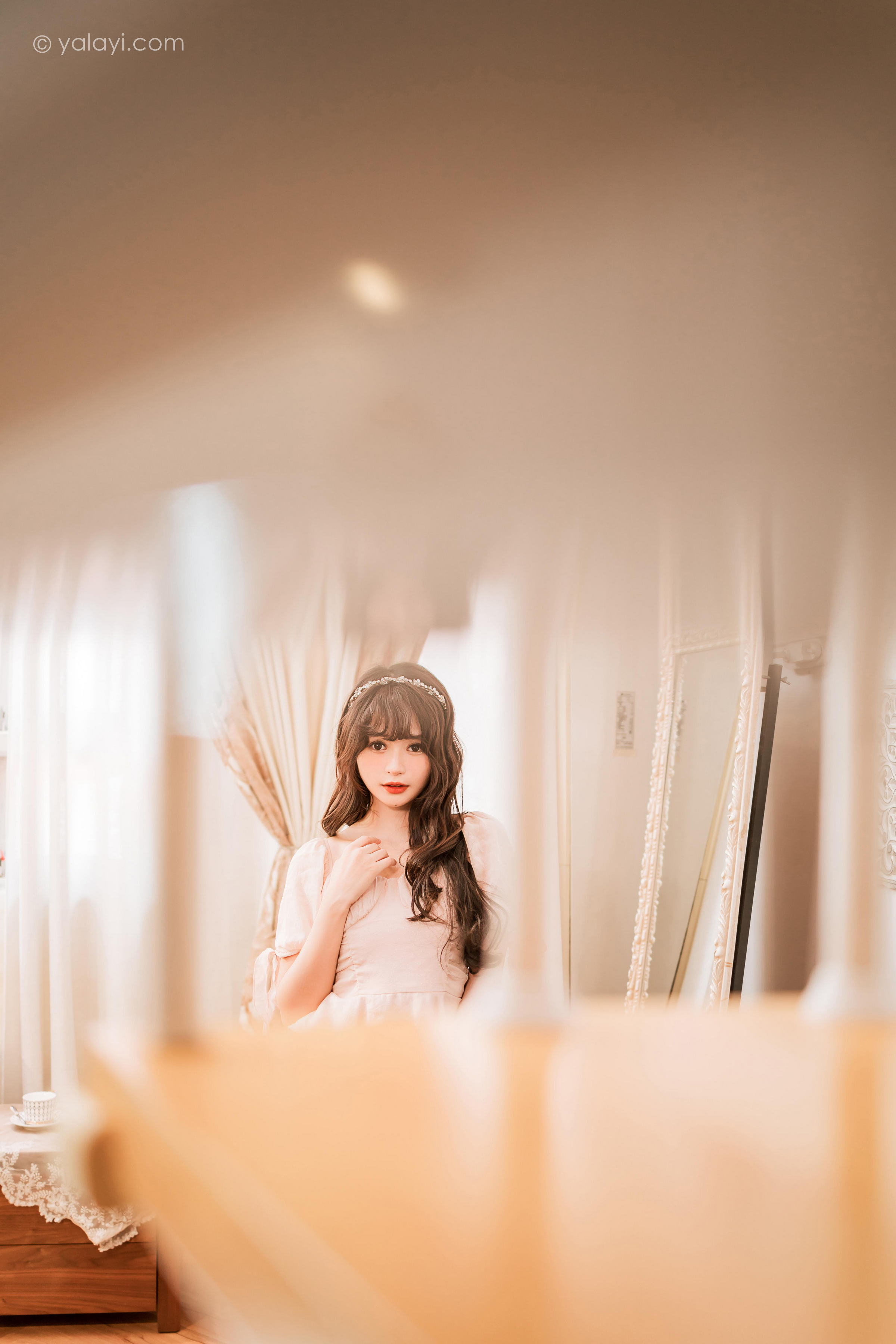 [YALAYI雅拉伊]2023.02.12 我的写真女友 小亭 粉色复古连衣裙居家清纯写真集第13张