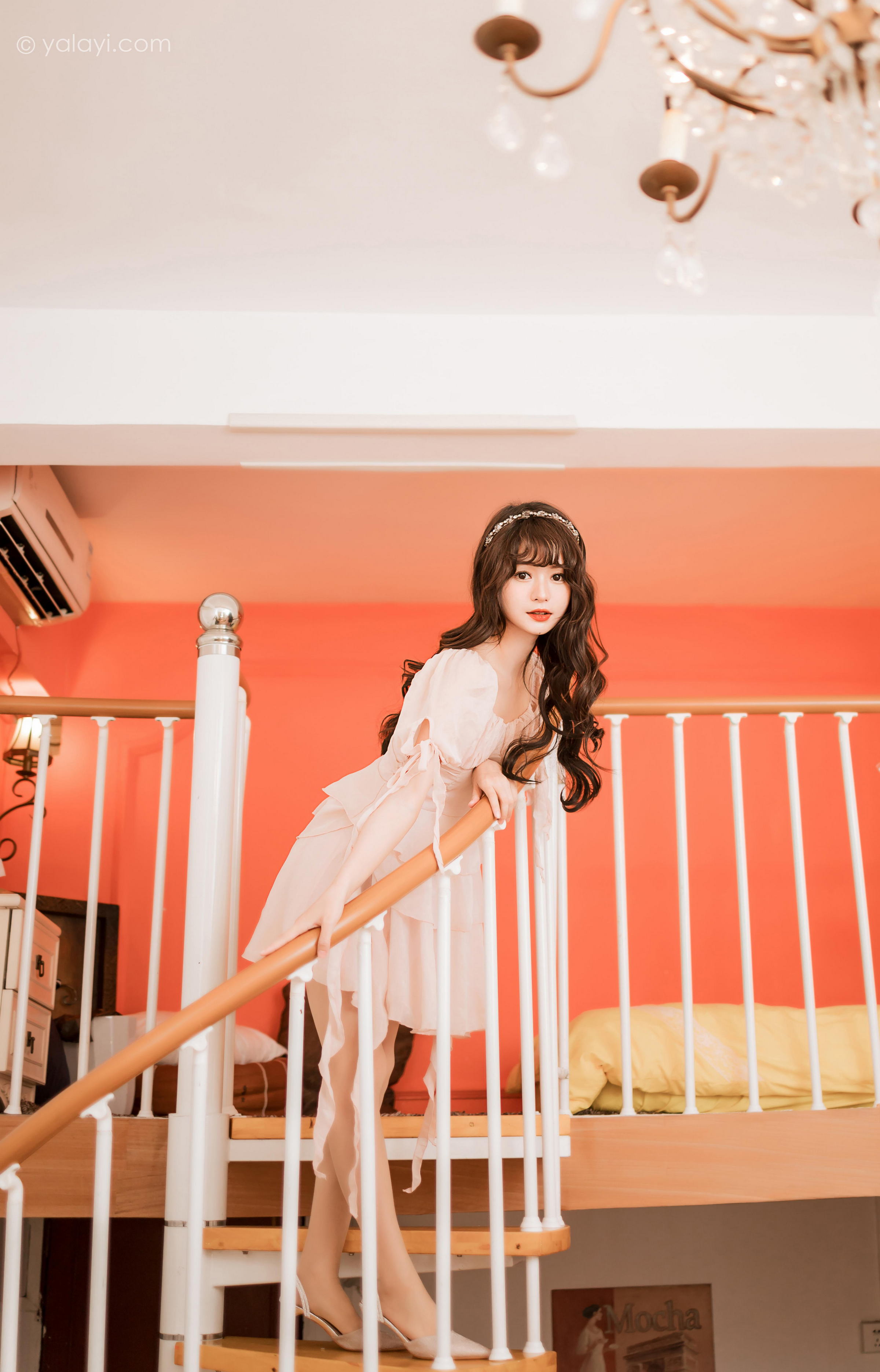 [YALAYI雅拉伊]2023.02.12 我的写真女友 小亭 粉色复古连衣裙居家清纯写真集第12张