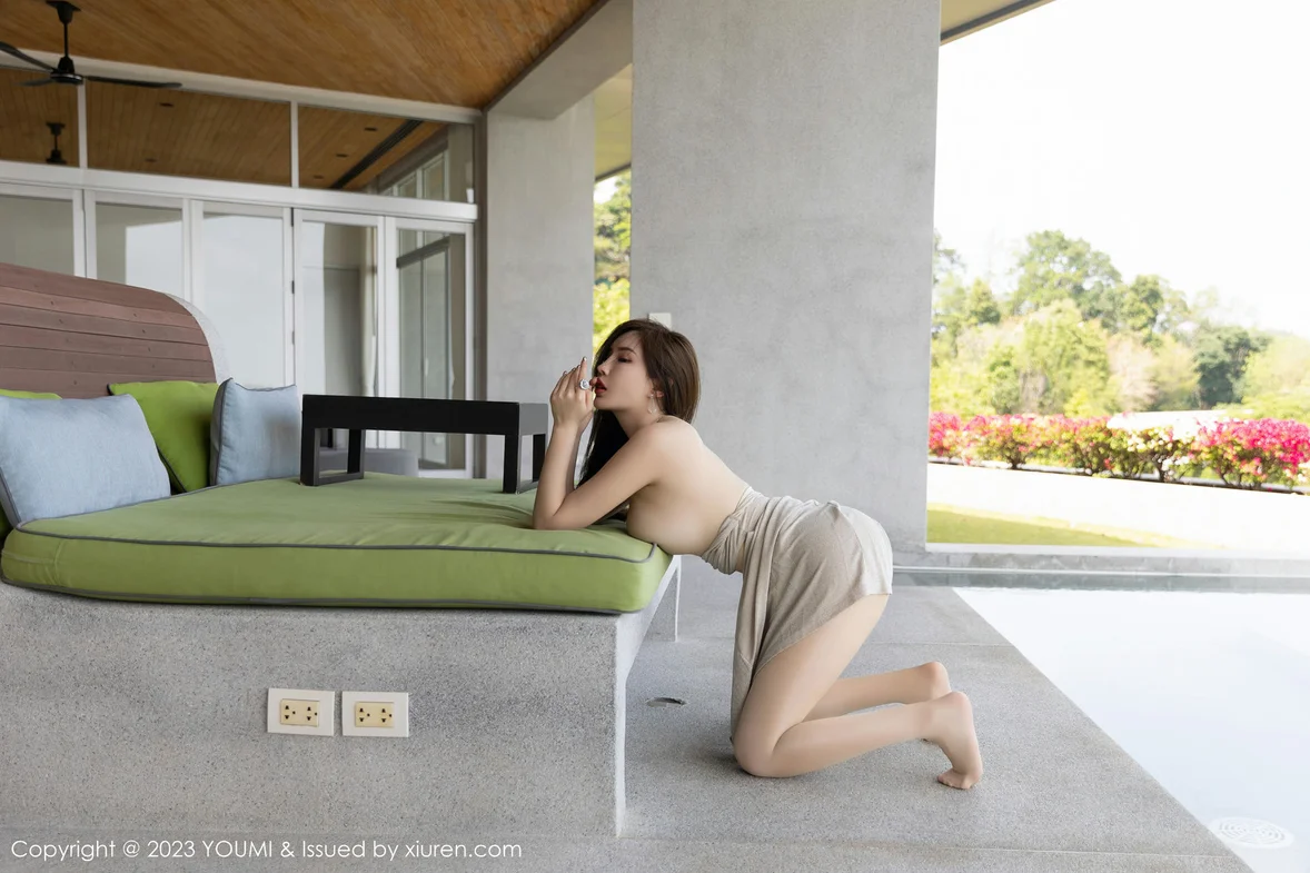  尤蜜荟 Vol.943 Carol周妍希 御姐气息泰国旅拍 [70P]第12张