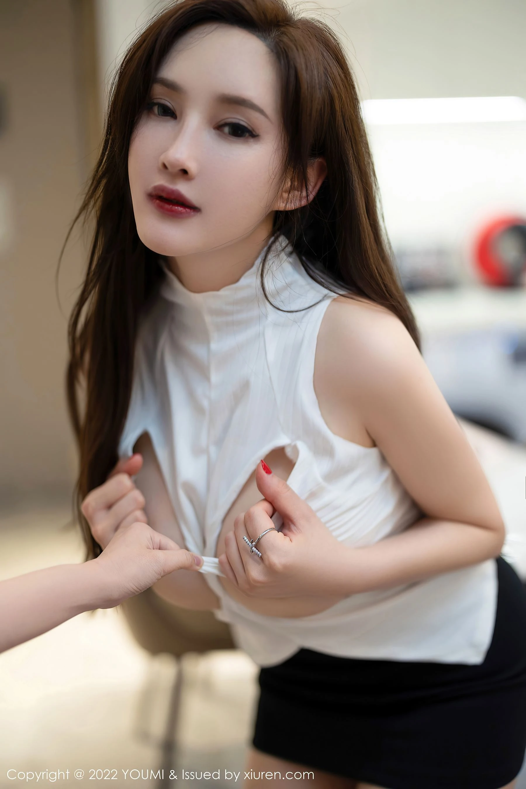 尤蜜荟 VOL.832 奶瓶土肥圆矮挫丑黑穷 丝袜美臀第30张