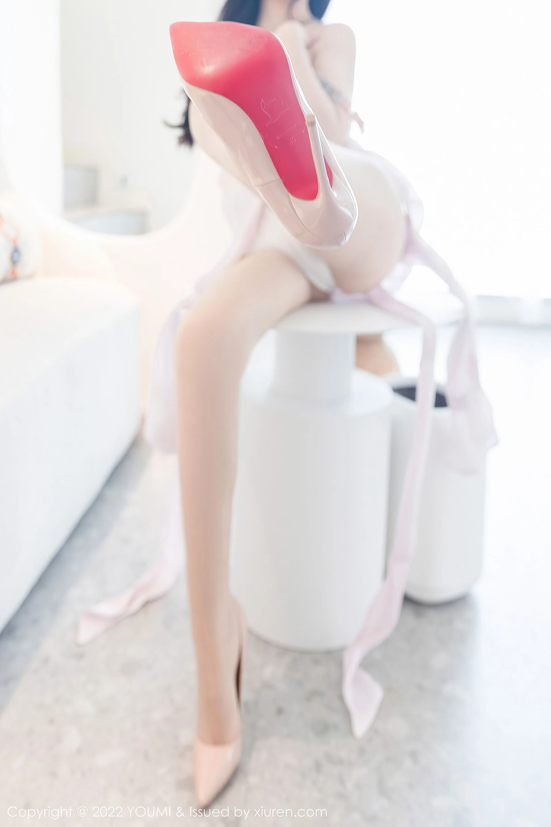  尤蜜荟 VOL.801 允爾第3张