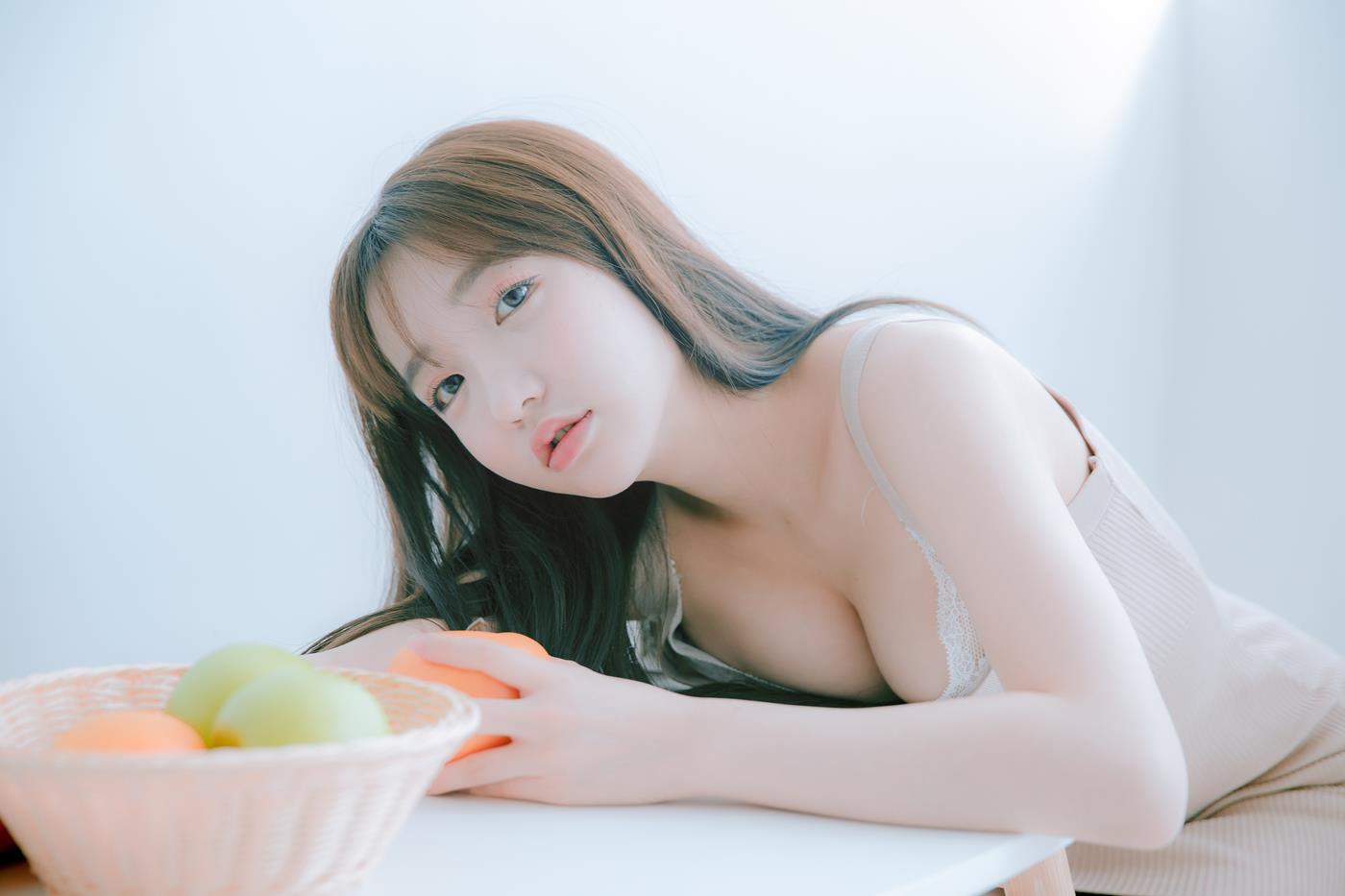 [JOApictures]  YeEun (손예은)  JOA 20. APR Vol.1 [78P]第9张