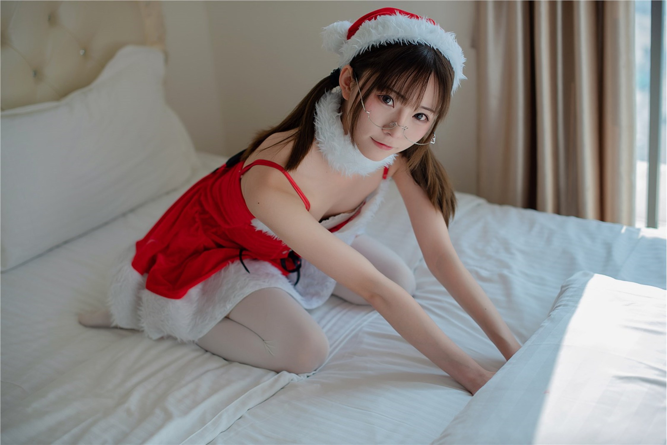 绮太郎 Kitaro 圣诞萌女郎 [45P]第2张