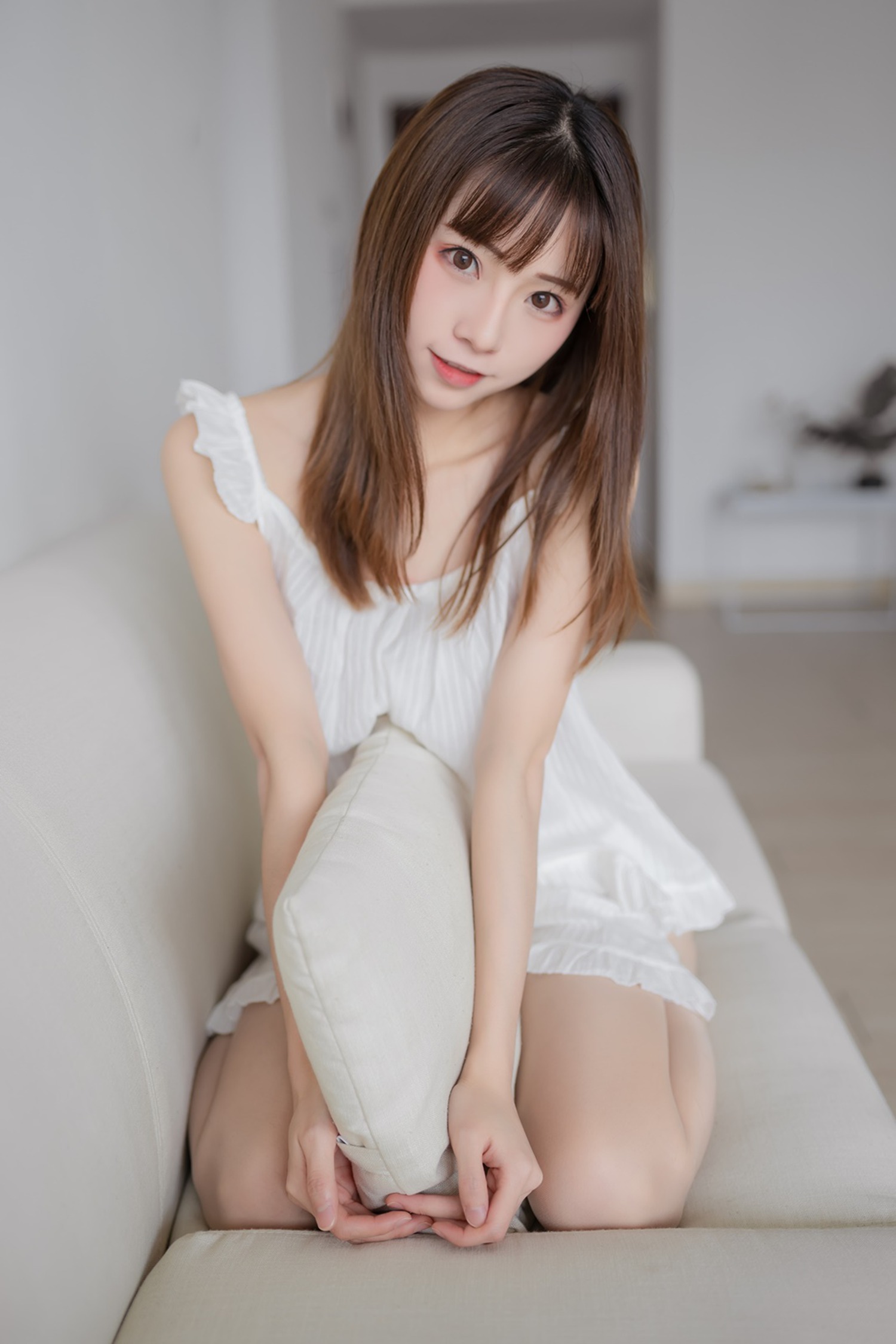 绮太郎 Kitaro &#8211; 白色睡衣 [46P]第1张