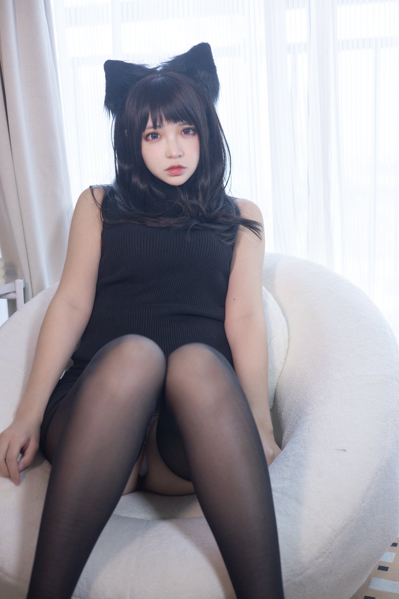 疯猫ss &#8211; 黑毛衣少女 [48P]第8张