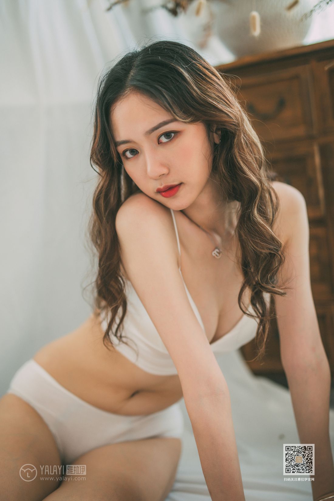 [YALAYI雅拉伊] 2019.09.22 Vol.408 晓琳 在现浏览第10张