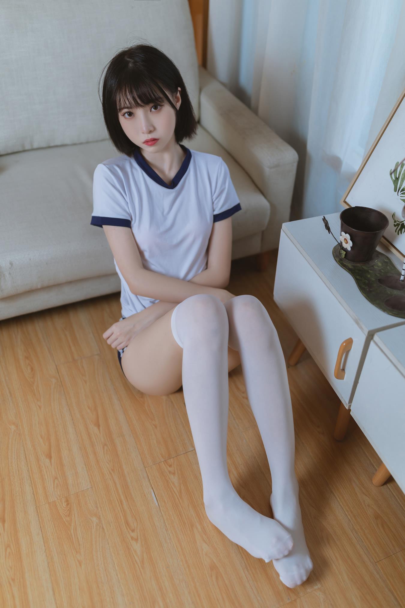 网紅Coser@许岚LAN  放学回家[32P]第3张