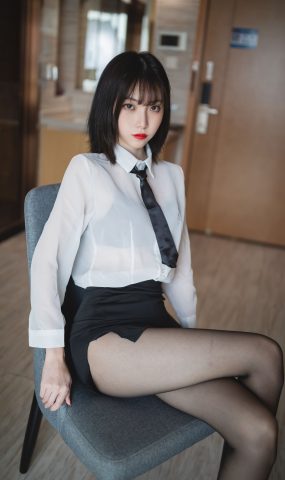 许岚 &#8211; OL至服[41P]