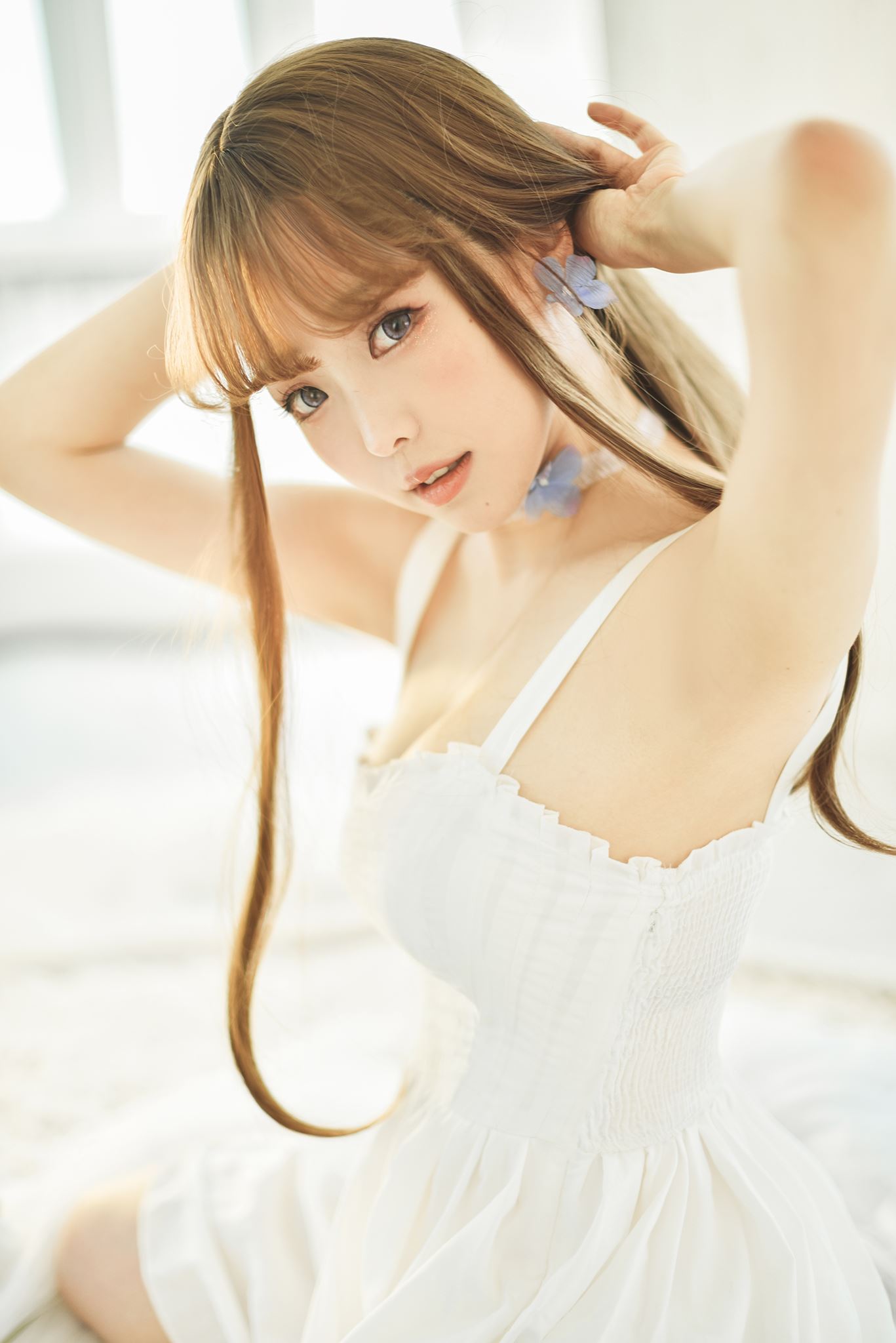 台湾Coser@ElyEE子 White Dress [22P]第3张