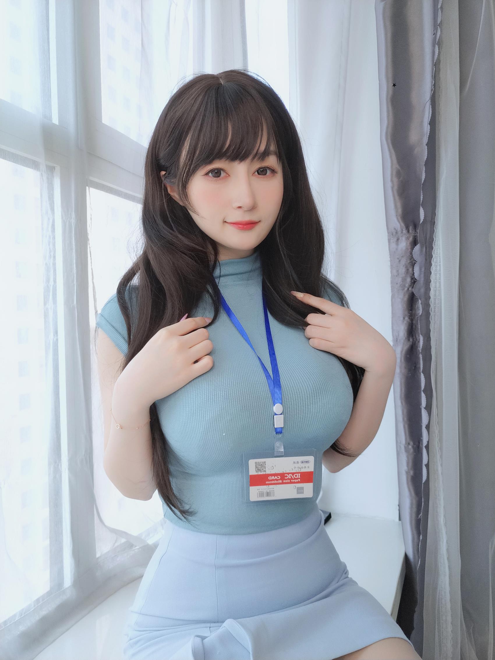 白银  巨乳の後輩[26P]第1张