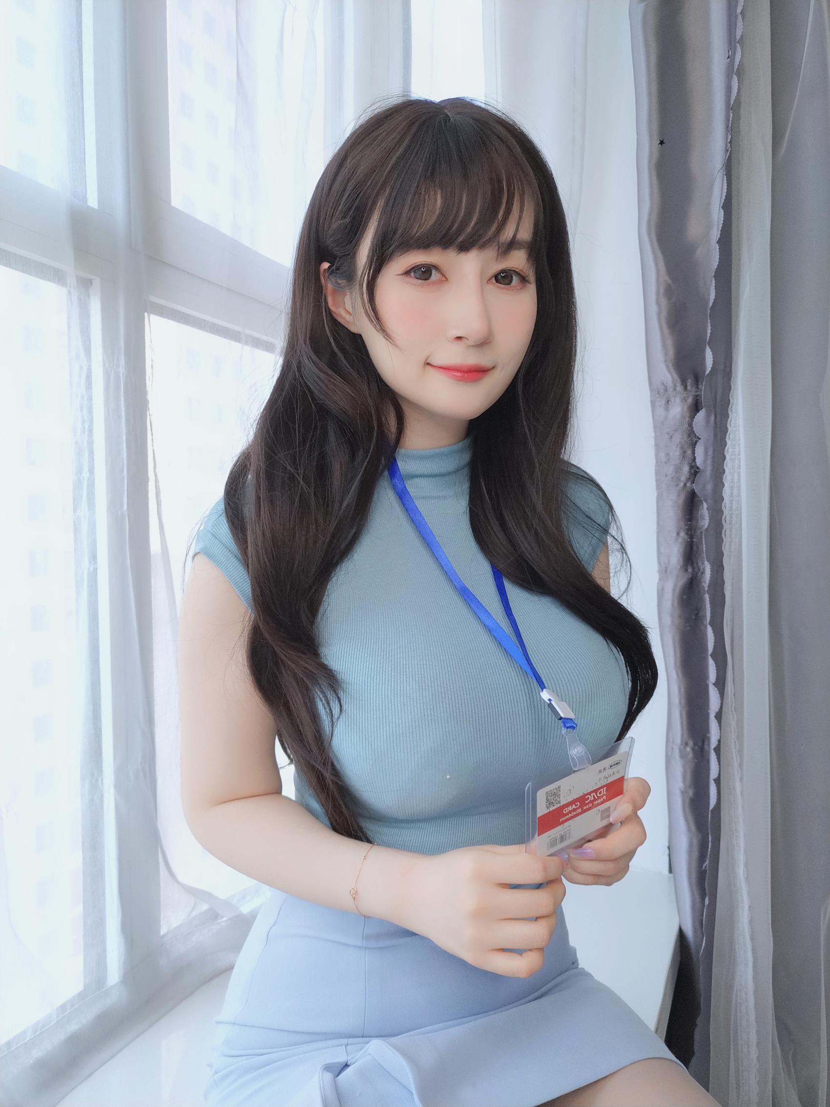 白银  巨乳の後輩[26P]第5张