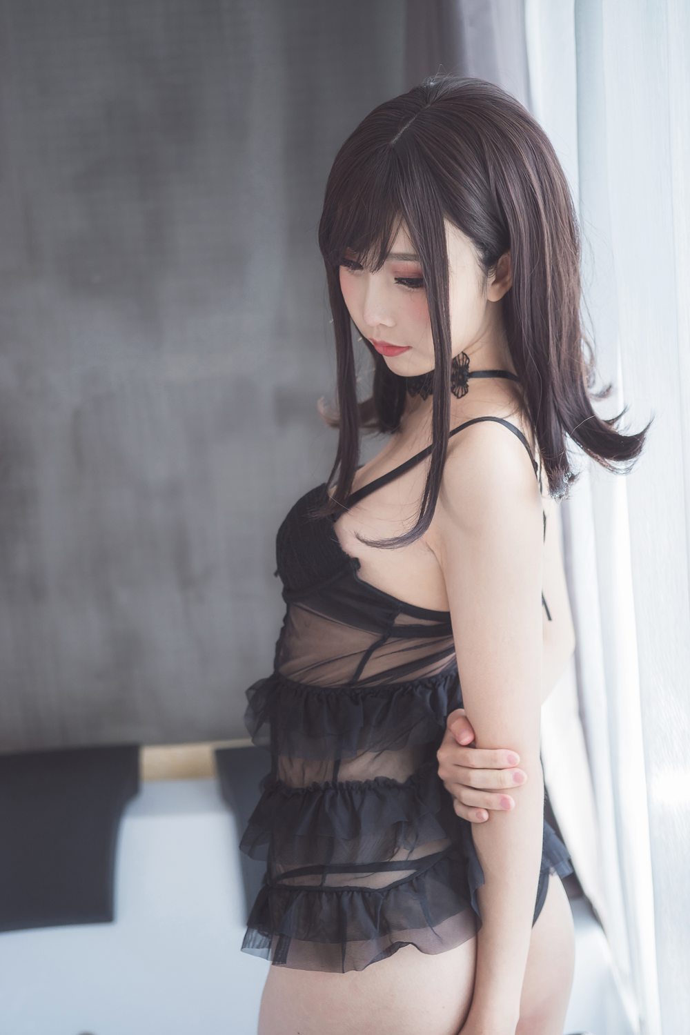 网荭Coser@面饼仙儿 脑内少女 黑色束衣 在现浏览第3张