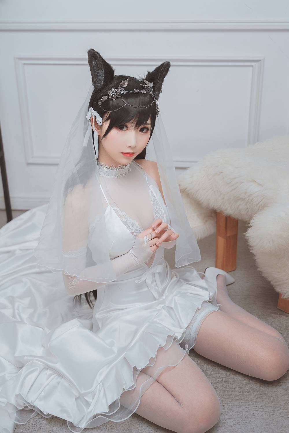 网荭Coser@面饼仙儿 爱宕花嫁 在现浏览第1张