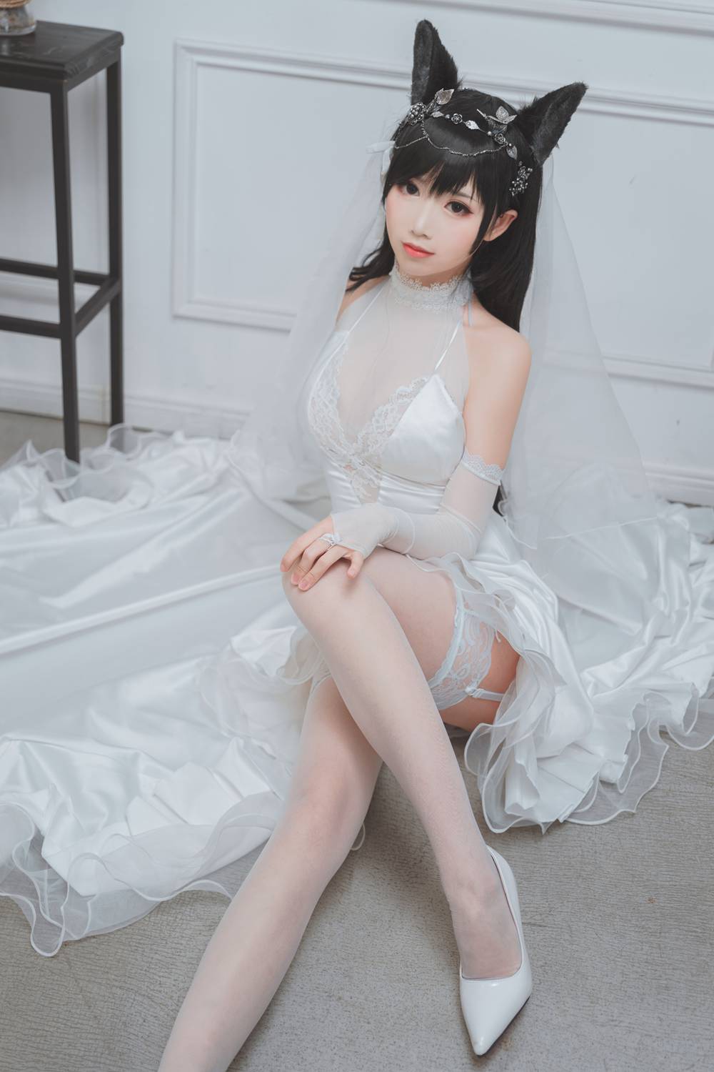 网荭Coser@面饼仙儿 爱宕花嫁 在现浏览第1张