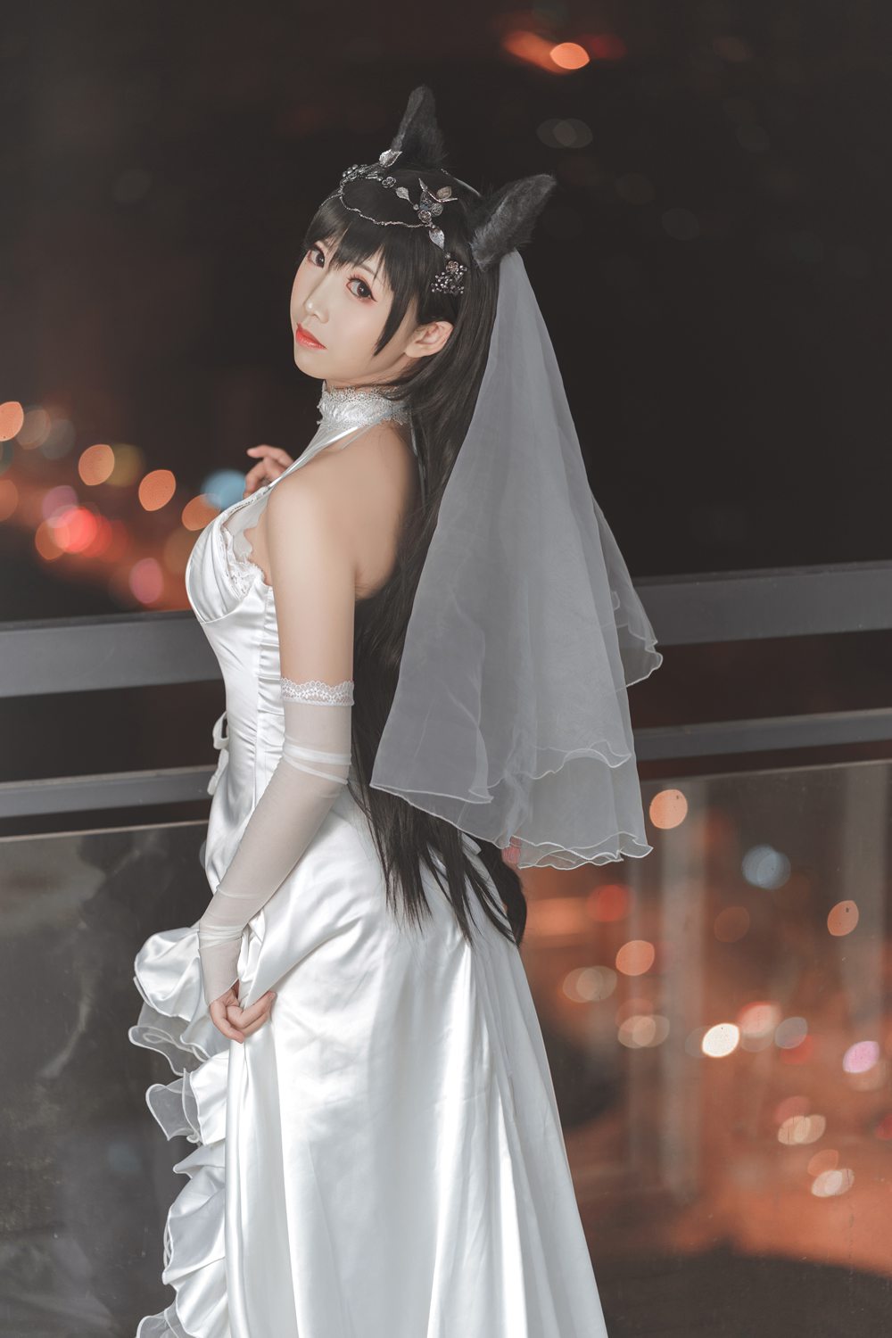 网荭Coser@面饼仙儿 爱宕花嫁 在现浏览第2张