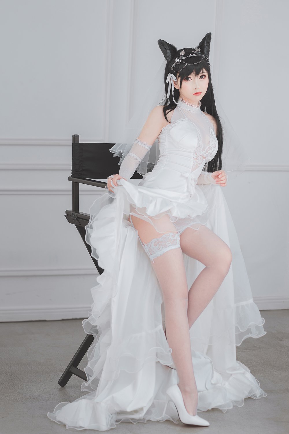 网荭Coser@面饼仙儿 爱宕花嫁 在现浏览第4张