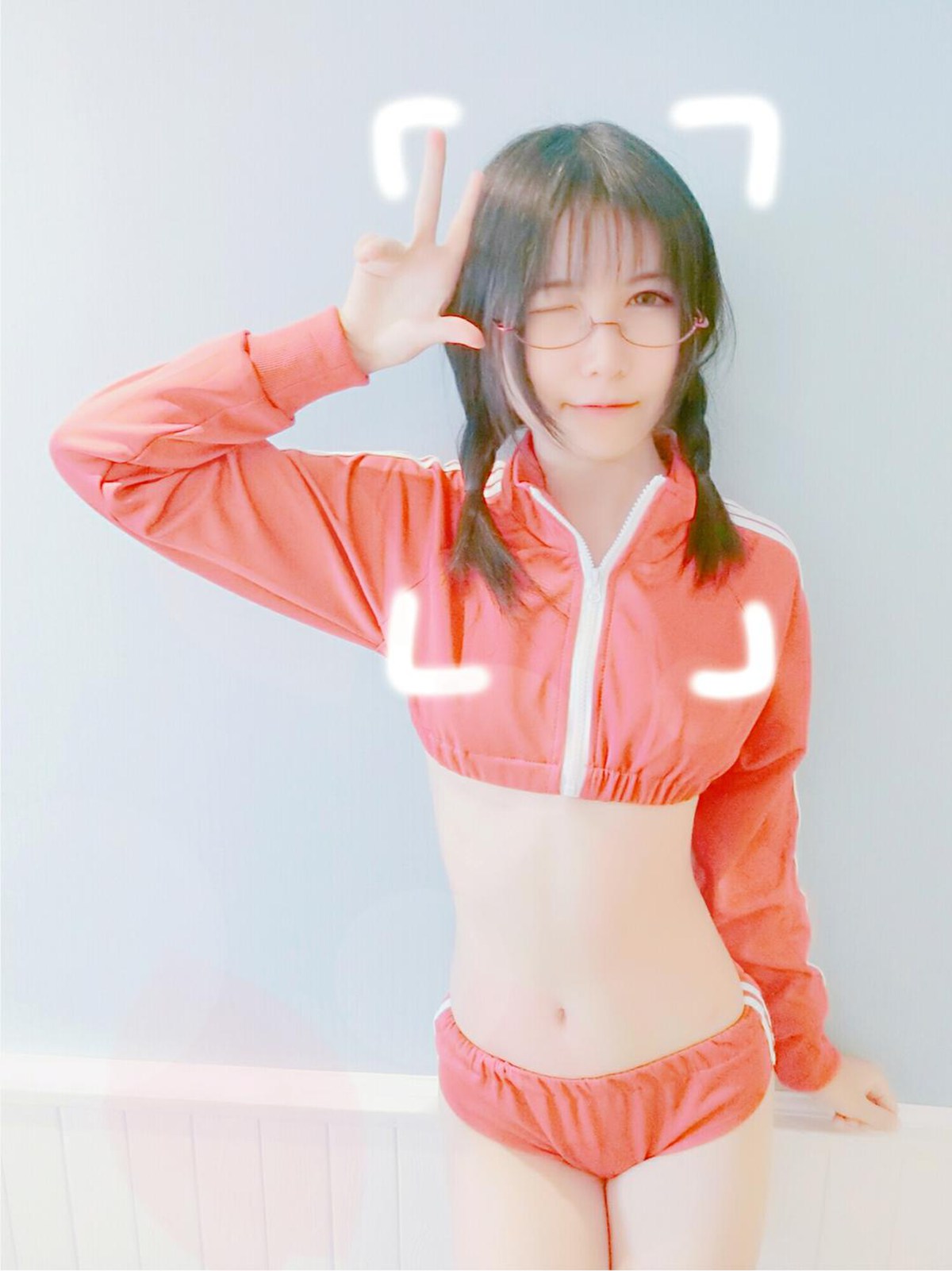 逐月su – 红色体操服 [14P]第3张