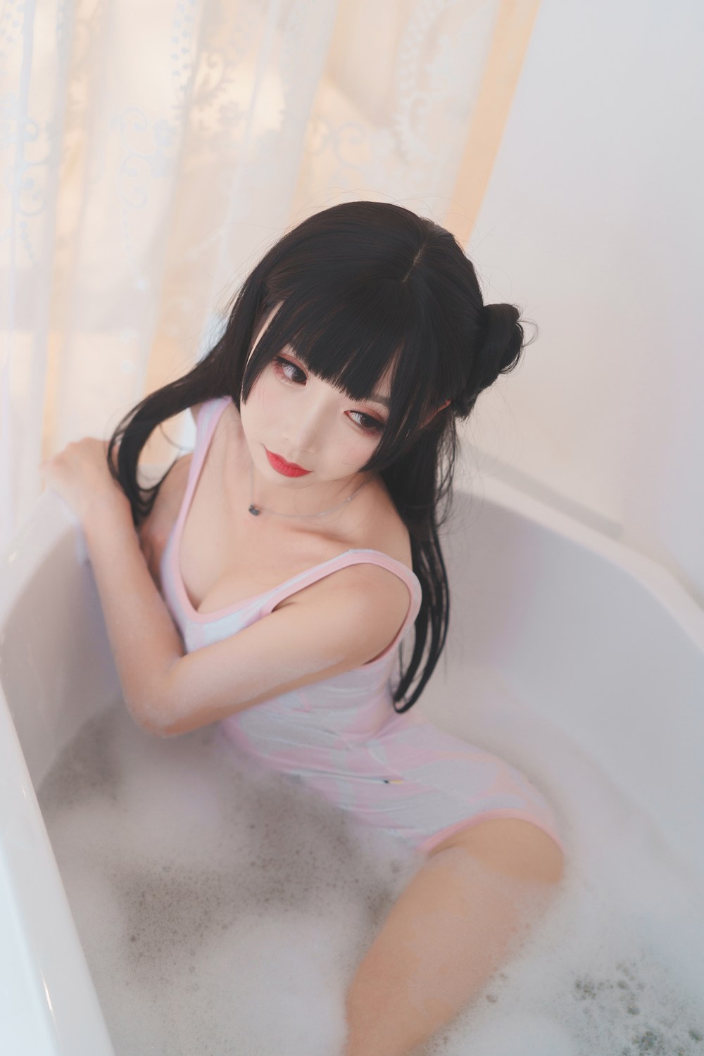 网荭Coser@面饼仙儿 浴缸泡泡 在现浏览第4张