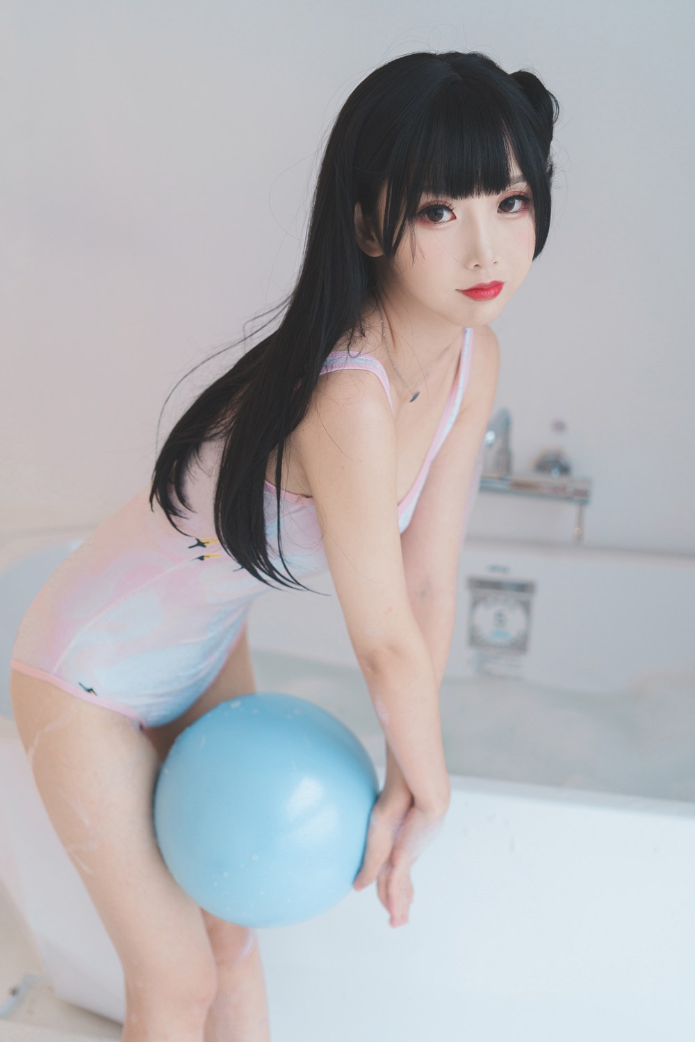 网荭Coser@面饼仙儿 浴缸泡泡 在现浏览第5张