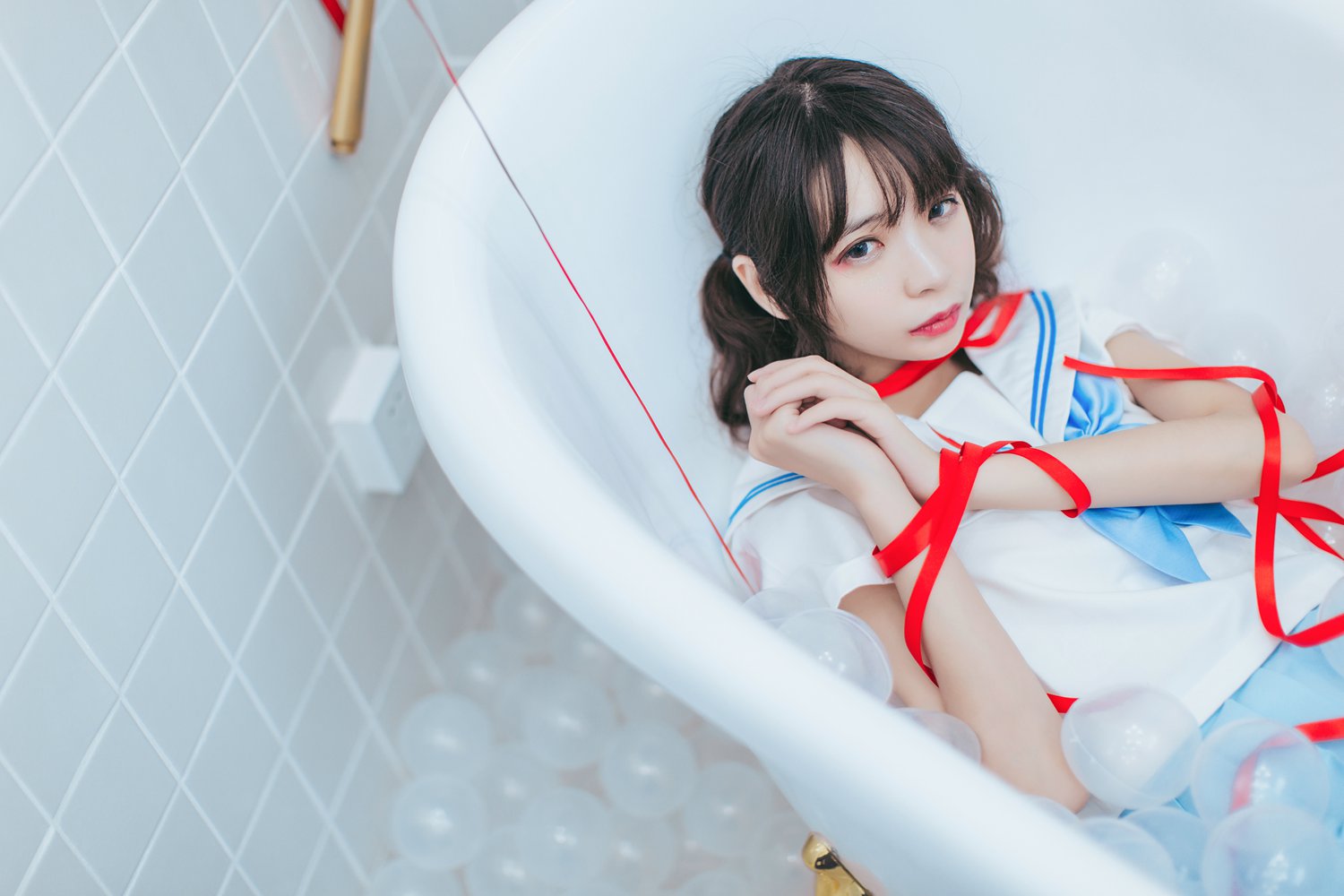 网荭Coser@疯猫ss 浴室JK 在现浏览第5张