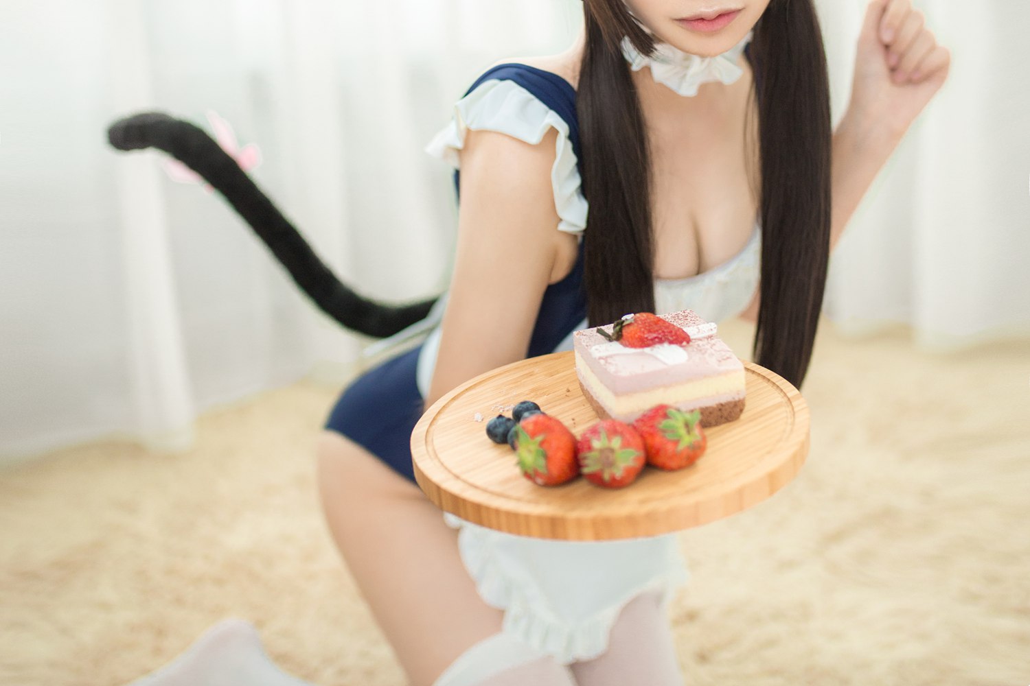 网荭Coser@疯猫ss 猫死库水 在现浏览第2张