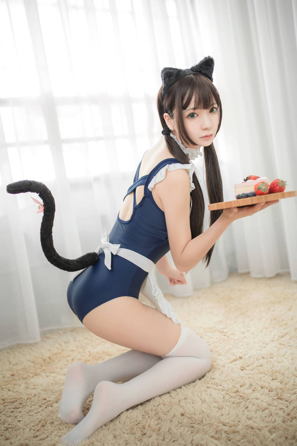 网荭Coser@疯猫ss 猫死库水 在现浏览第2张