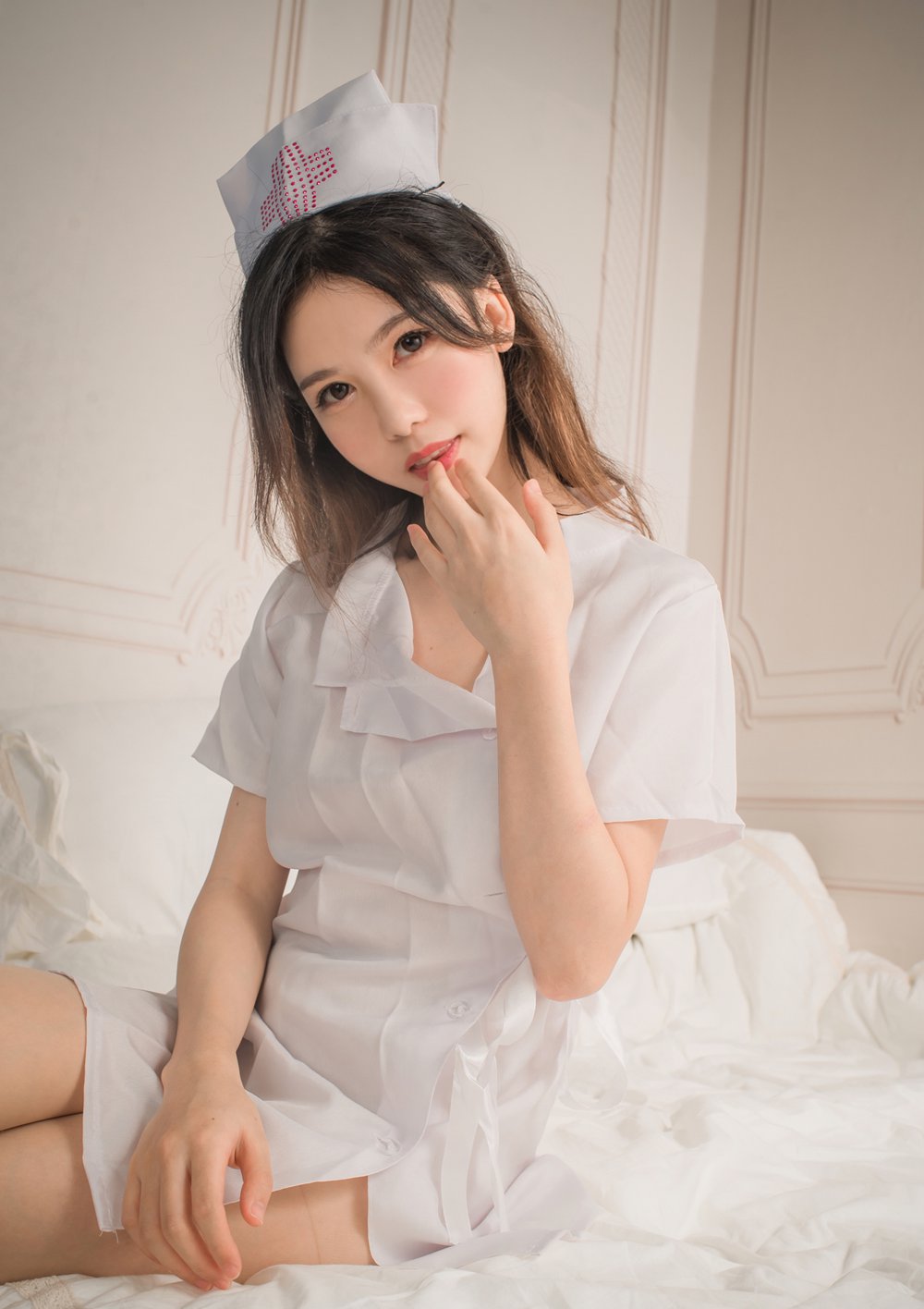 微博人气Coser@抖娘-利世 俏皮小互士 在现浏览第4张